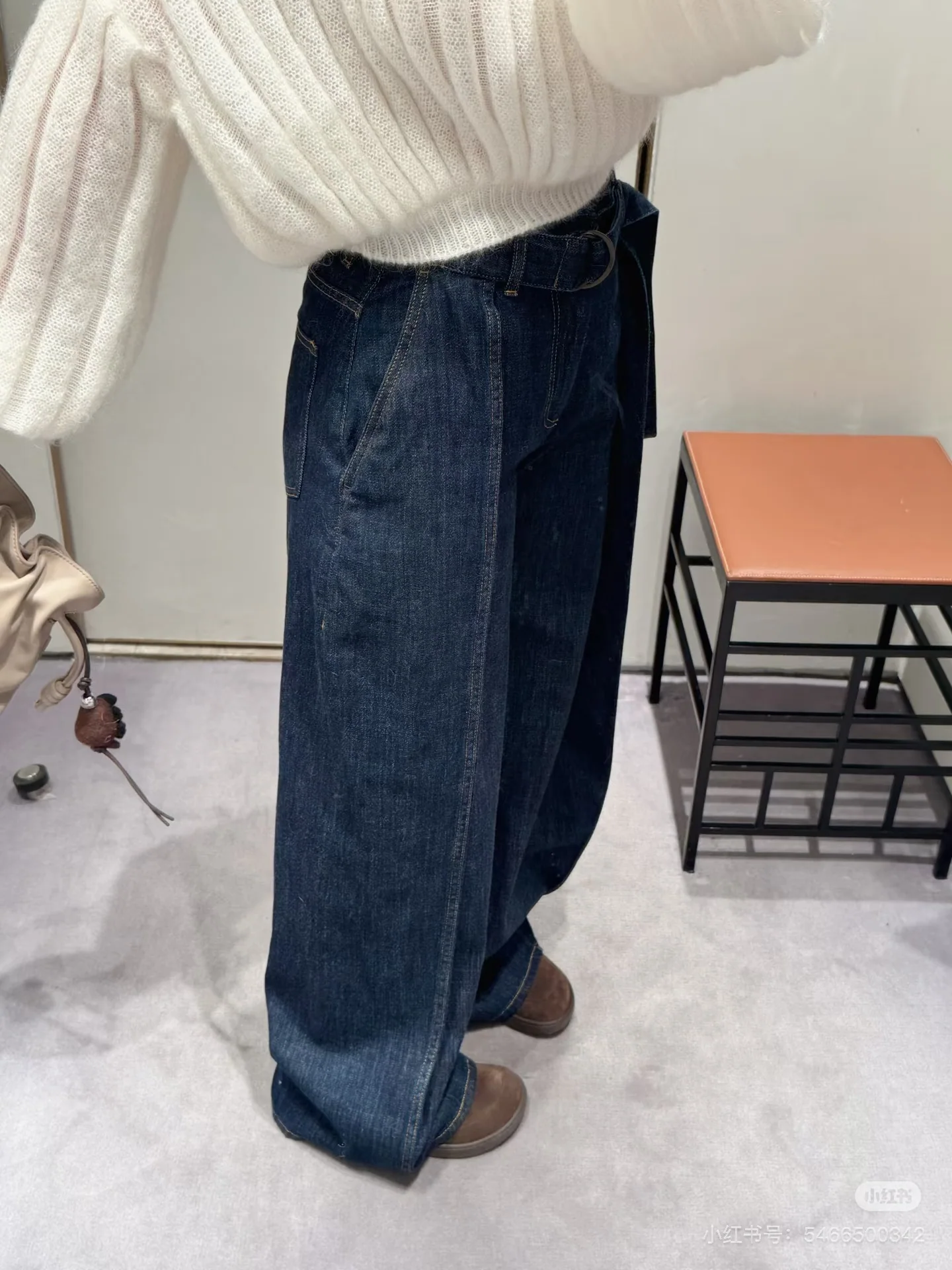 로에베 하이웨스트 와이드 데님 여성 바지 상세 이미지 5