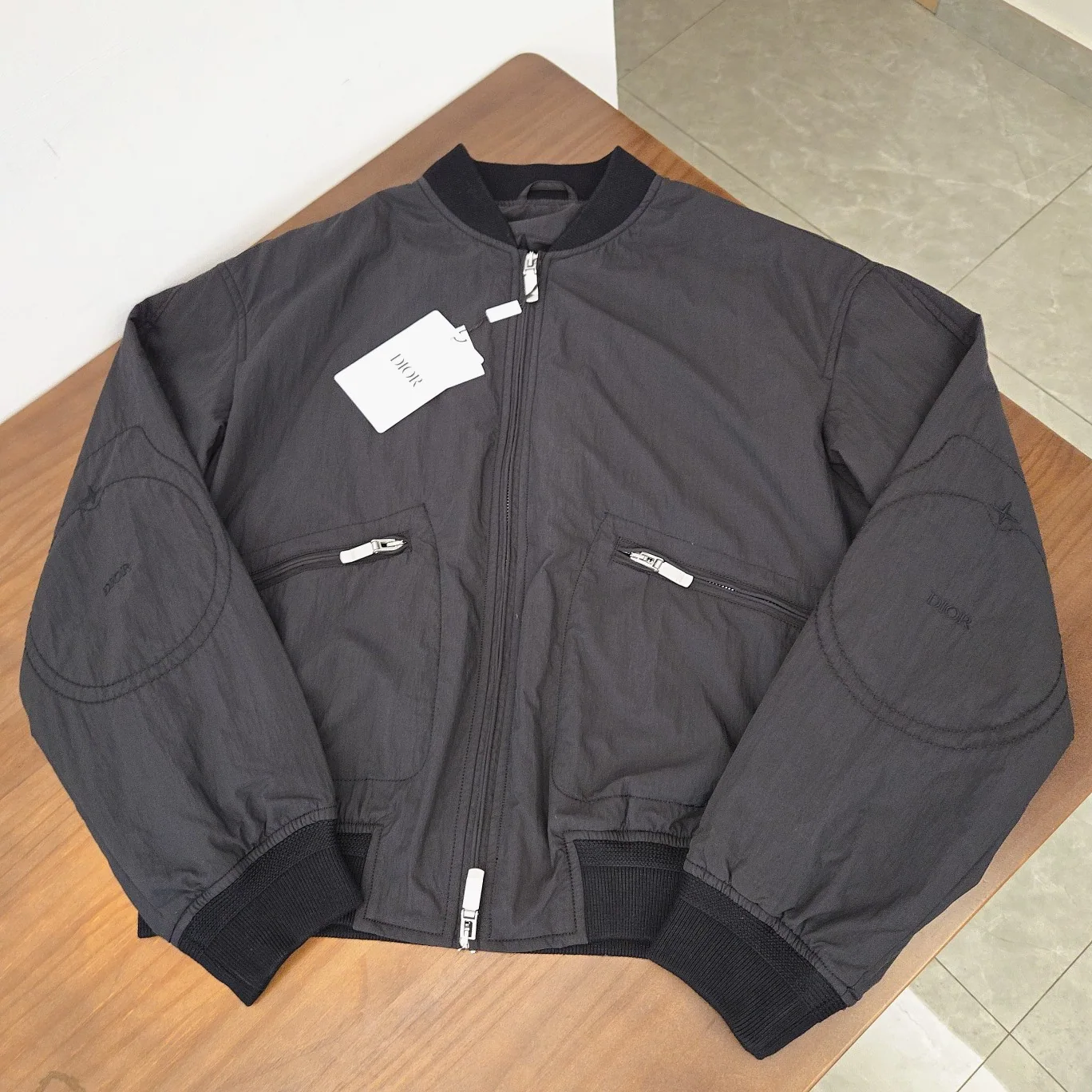 스톤아일랜드 "신상품" 도매 - DM P350 CD x Stone Island 봄버 재킷, 사이즈 44, 46, 48, 50 상세 이미지 1
