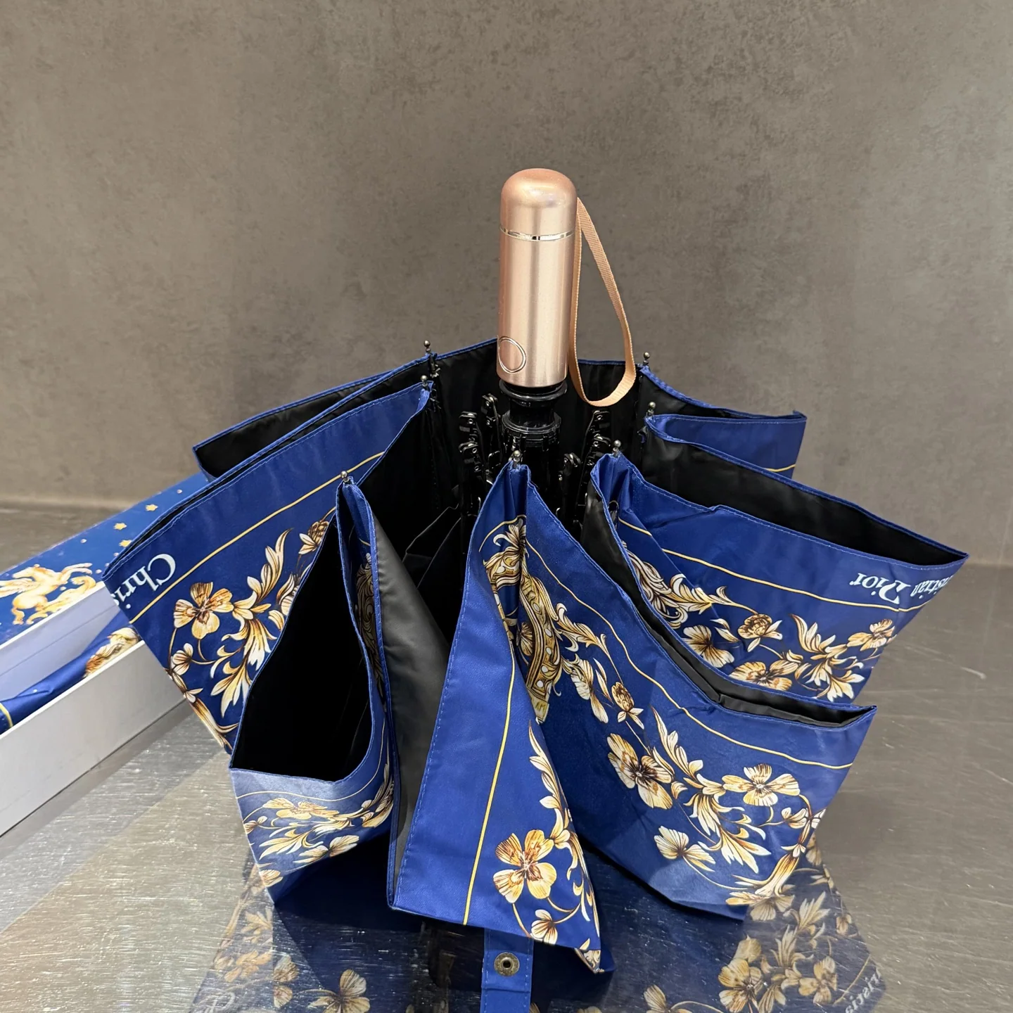 디올 우산 85613 Dior Umbrella 상세 이미지 3