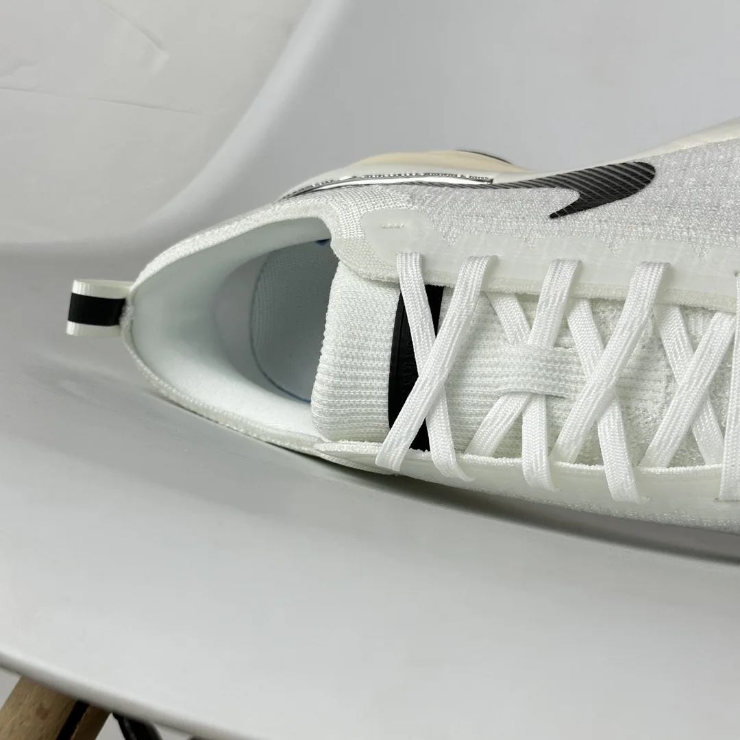 나이키에어줌 ZoomX Invincible Run Flyknit 러닝화 DR2660 상세 이미지 8