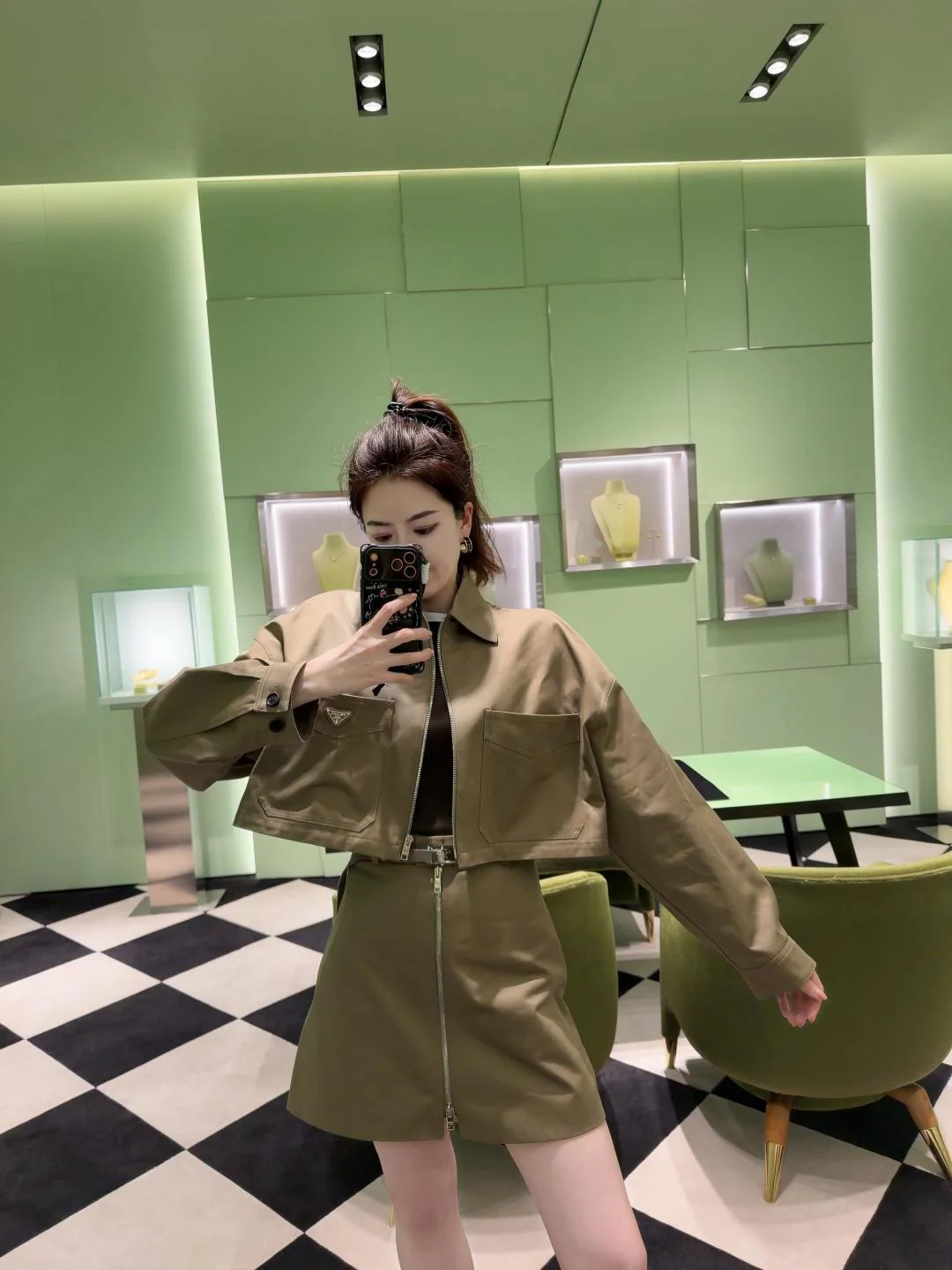 프라다 여성 반팔 티셔츠 상세 이미지 5