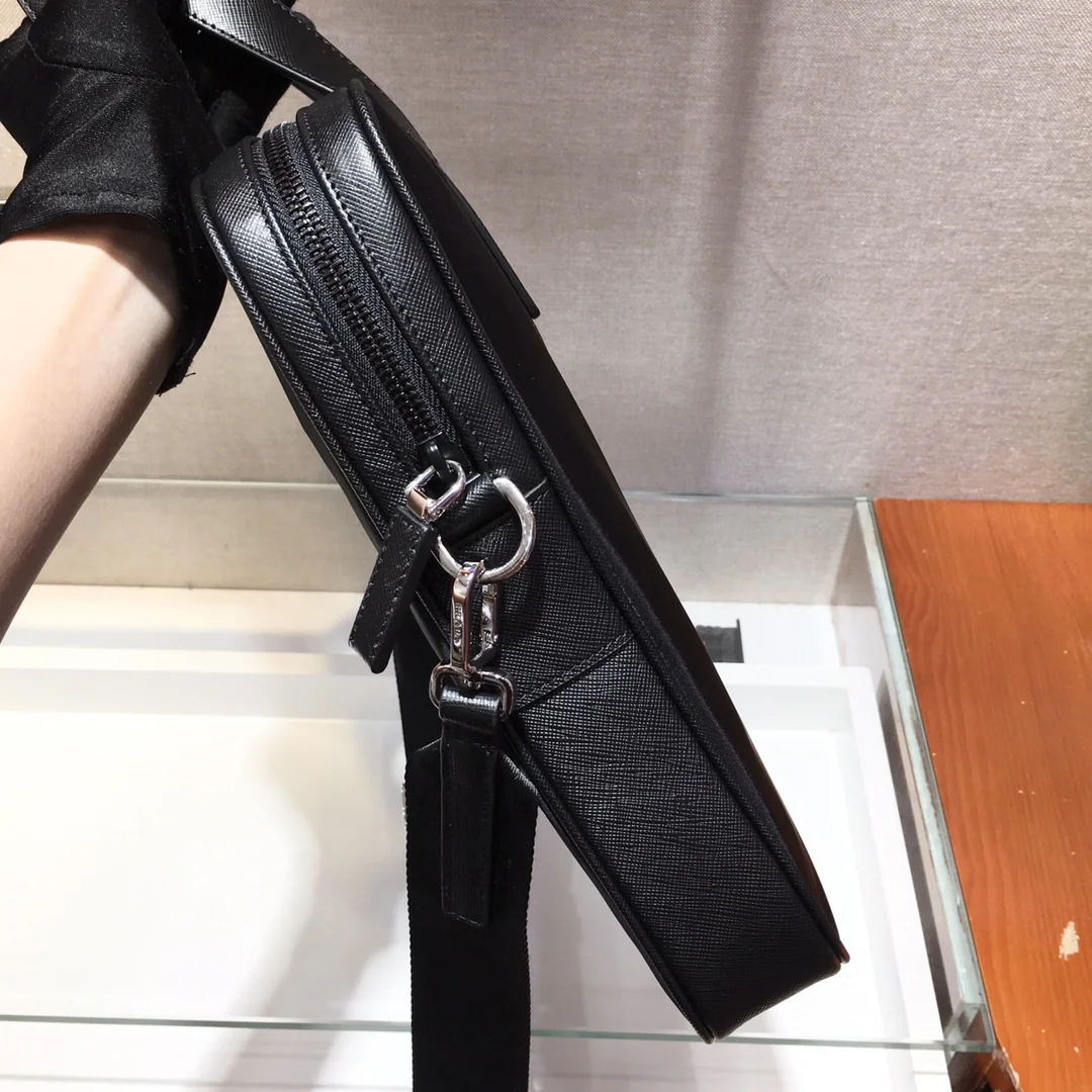 프라다 나일론 브리프케이스 가방 2VE368 상세 이미지 5