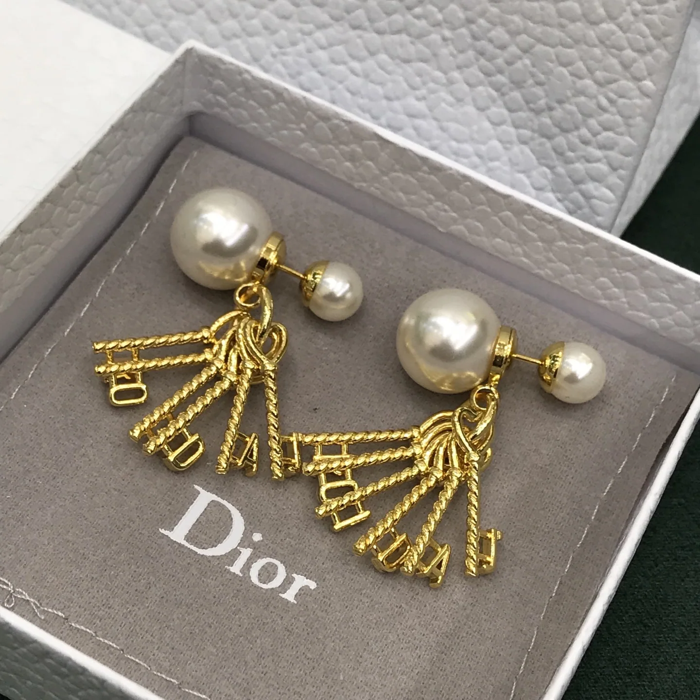 디올 귀걸이 60501 Dior Earrings 상세 이미지 3