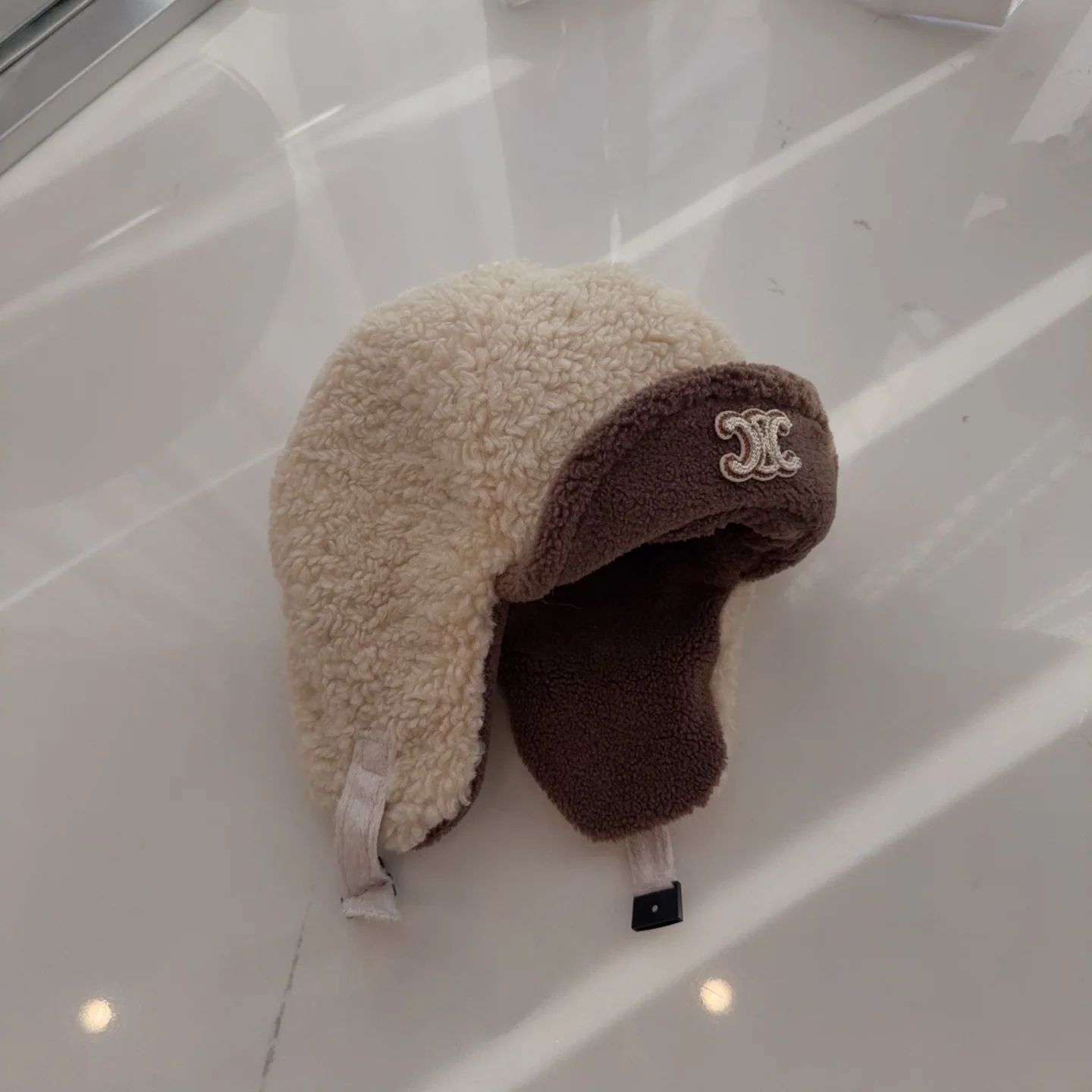 셀린느 컬러 블록 램울 이어머프 모자 상세 이미지 8