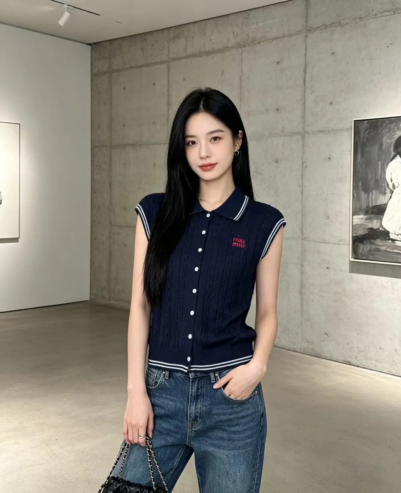 미우미우 케이블 니트 민소매 폴로셔츠 상세 이미지 1