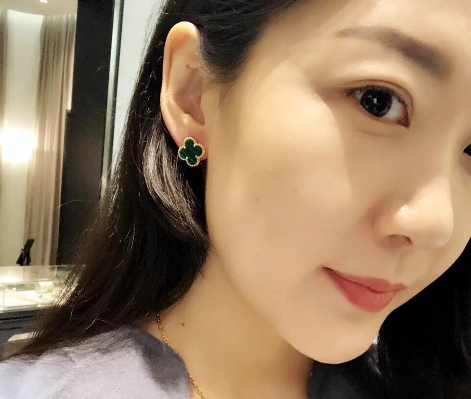 반클리프앤아펠 네 잎 클로버 피콕 그린 귀걸이 상세 이미지 2