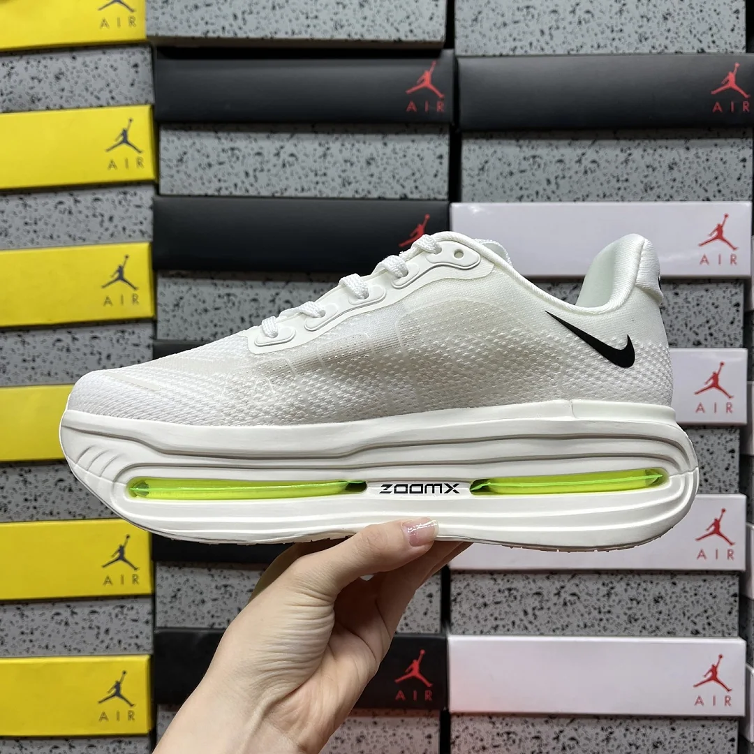 나이키 [CG] 보메로 프리미엄 HQ2050-303 201982 Nike Vomero Premium 상세 이미지 5