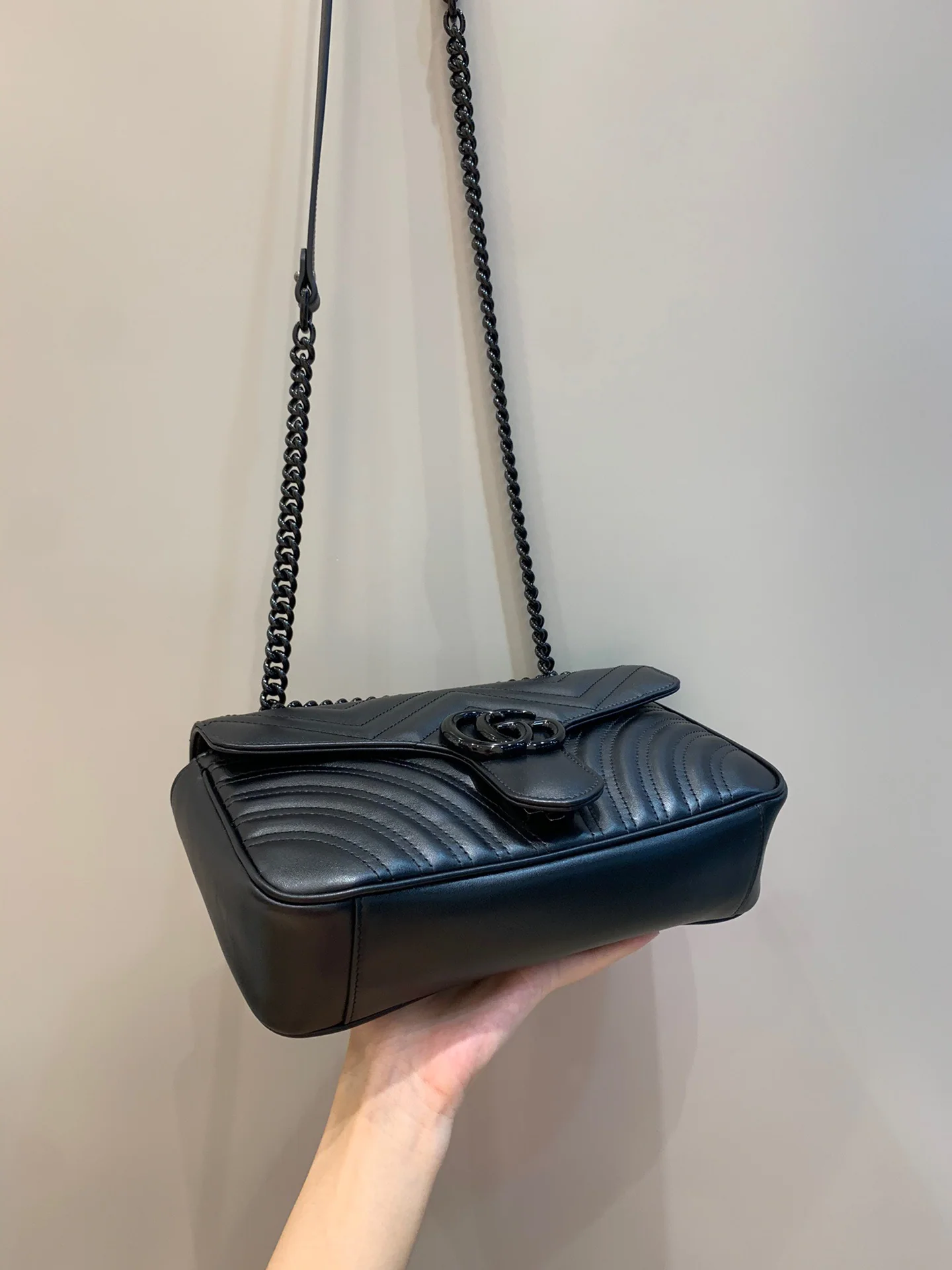 구찌 마카롱 블랙 가죽 숄더백 26CM443497 상세 이미지 8