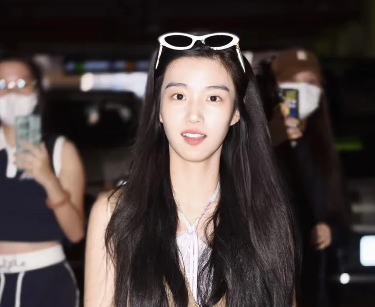 미우미우 SMU 09 Y 선글라스 상세 이미지 3