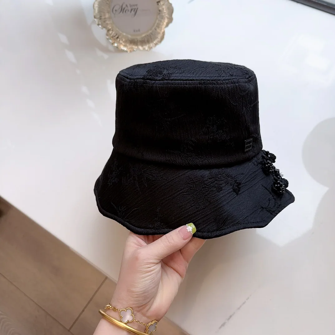 미우미우 모자 81043 Miu Miu Cap 상세 이미지 7