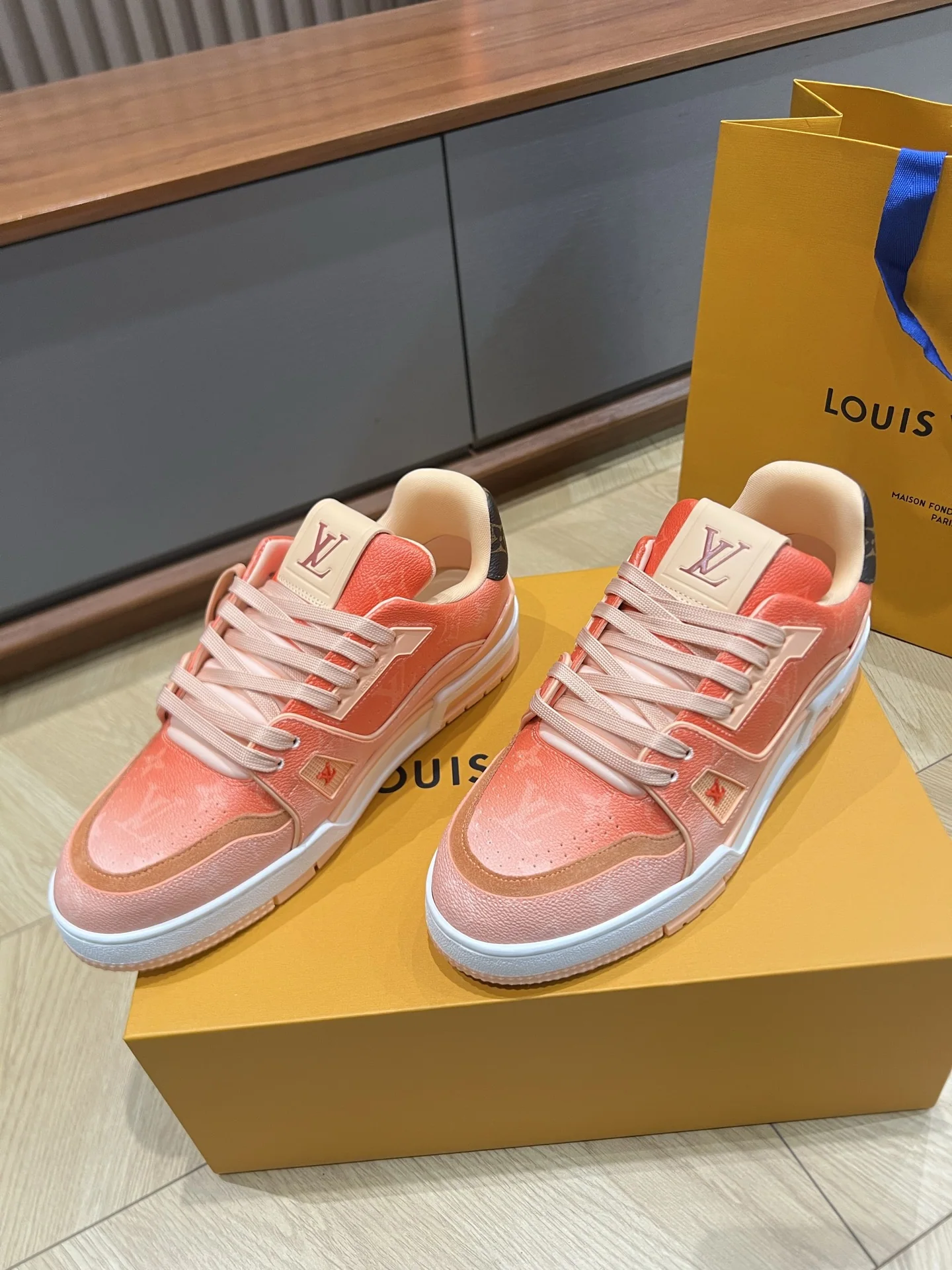 루이비통 LV 26 트레이너 신발 상세 이미지 6
