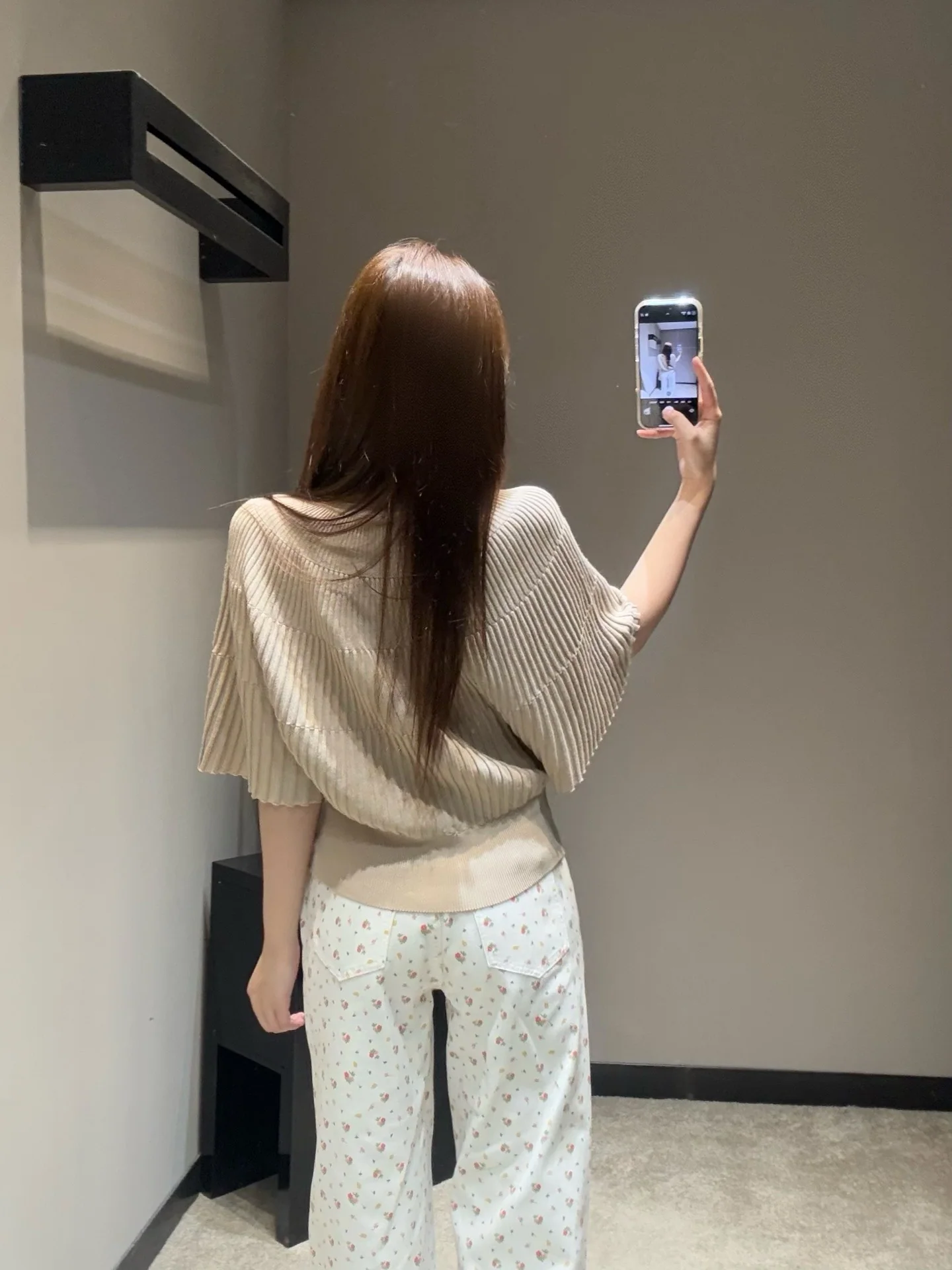 샤넬 여성 반팔 티셔츠 상세 이미지 3