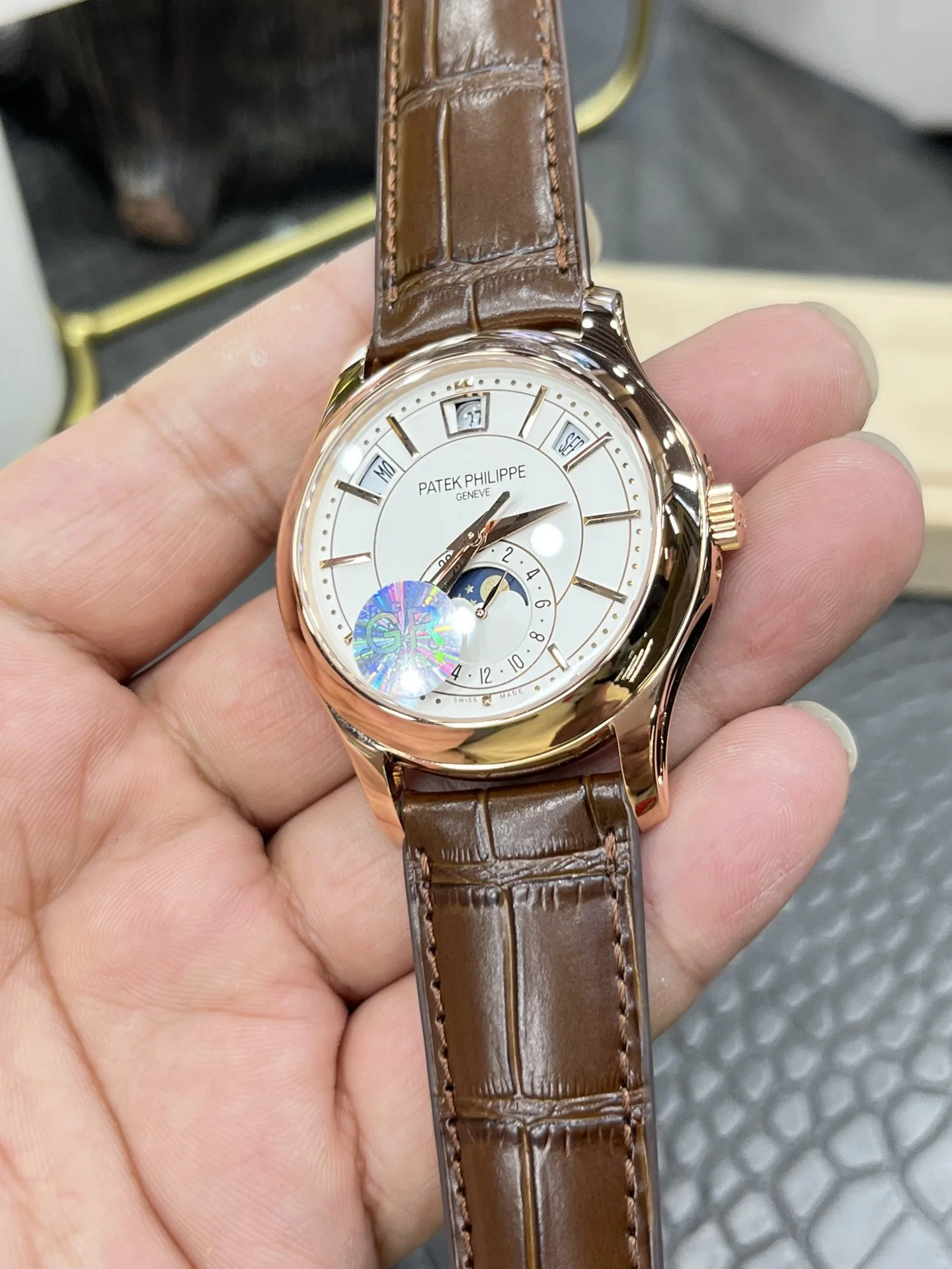 파텍필립 컴플리케이션 애뉴얼 캘린더 자동 시계 40MM5205 G 상세 이미지 5