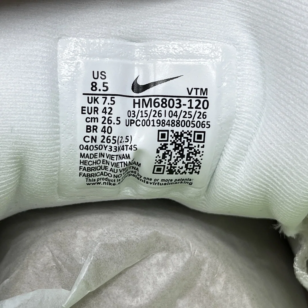 나이키 [XY] 보메로 18 HM6803-120 201546 Nike Vomero 18 White Barely Volt Black 상세 이미지 8