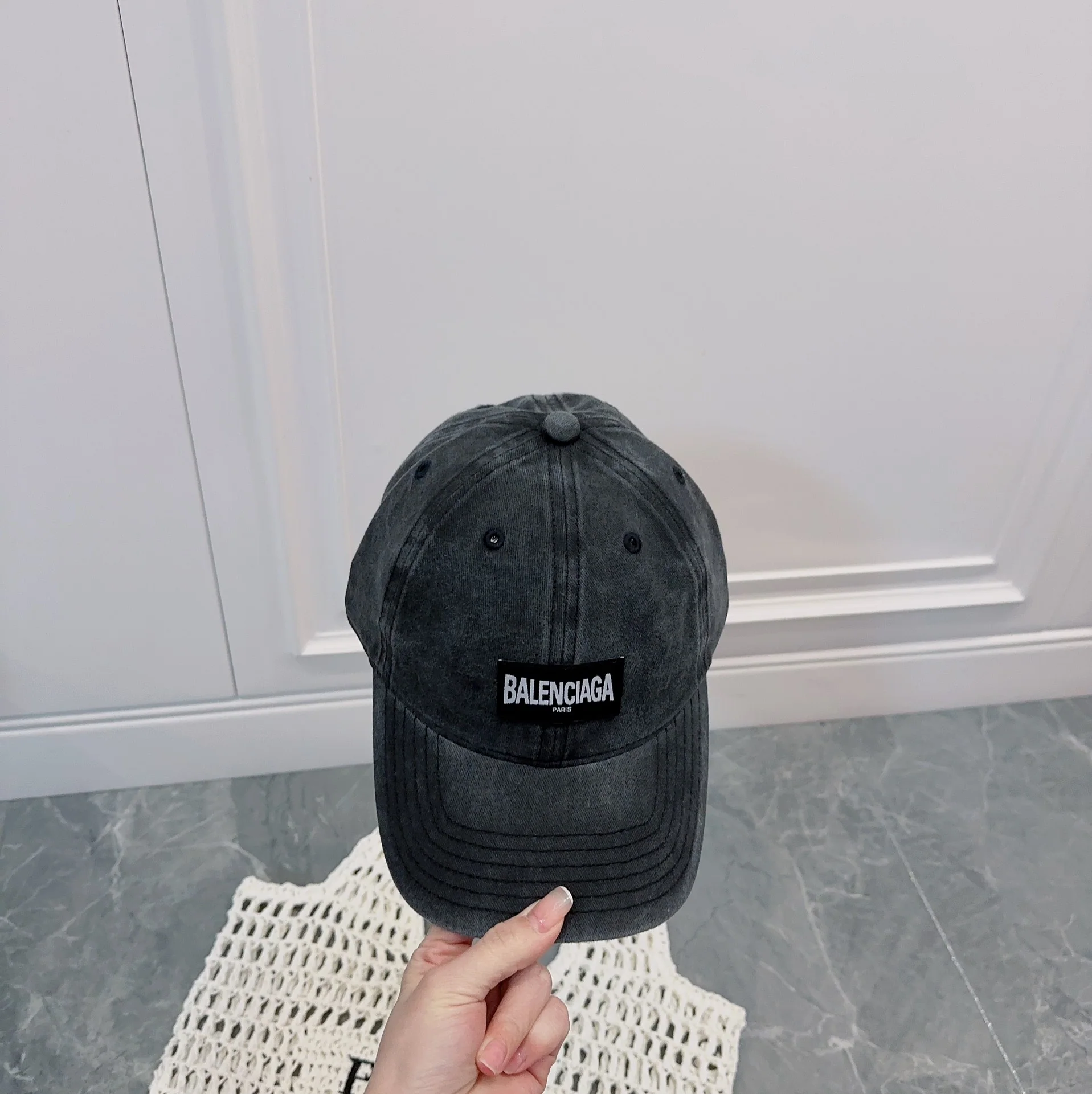 발렌시아가 코튼 야구모자 상세 이미지 2