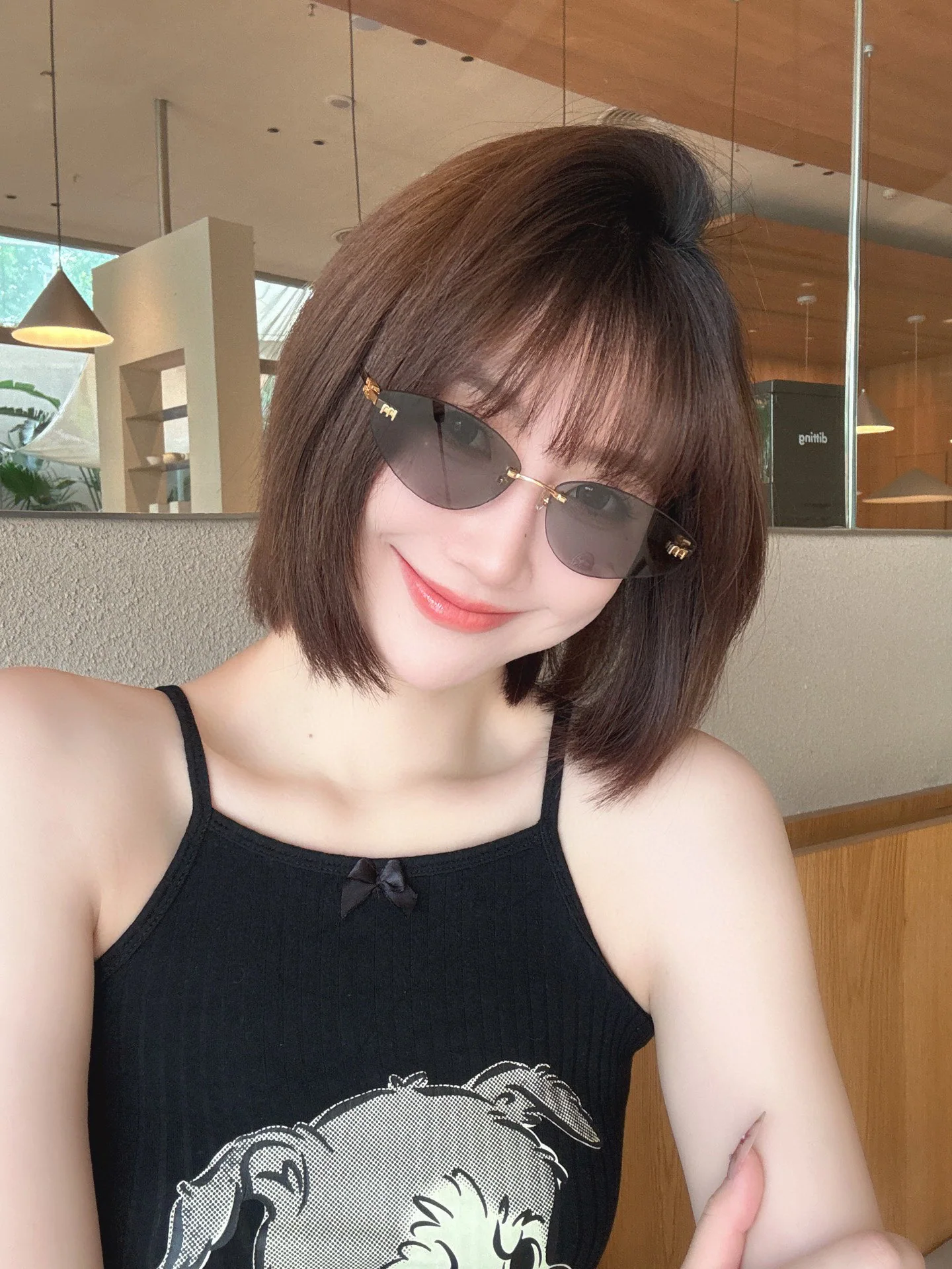 미우미우 VMU 75 ZS 선글라스 상세 이미지 6
