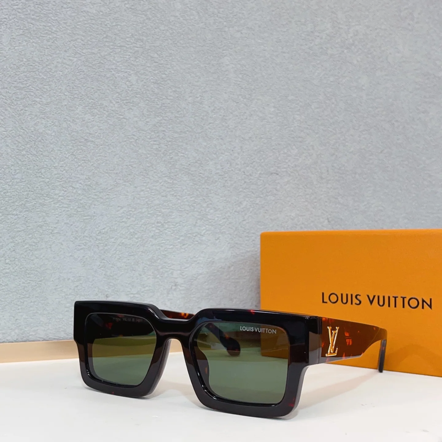 루이비통 선글라스 54945 Louis Vuitton Sunglasses 상세 이미지 8