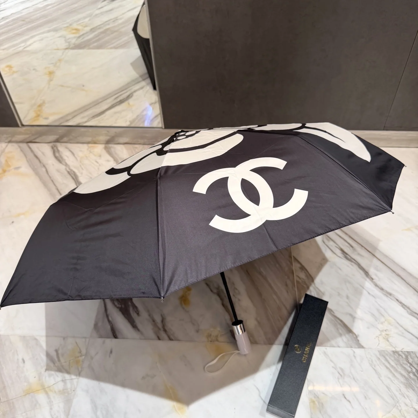 샤넬 우산 85284 Chanel Umbrella 상세 이미지 7