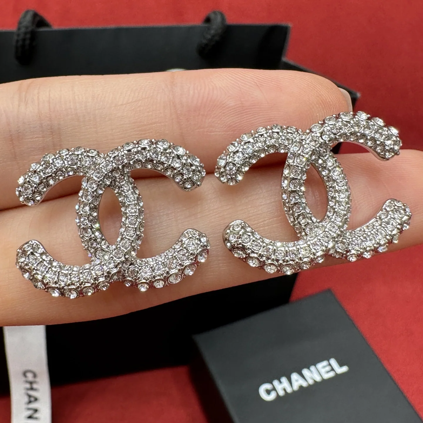 샤넬 더블 C 다이아몬드 스터드 귀걸이 178501