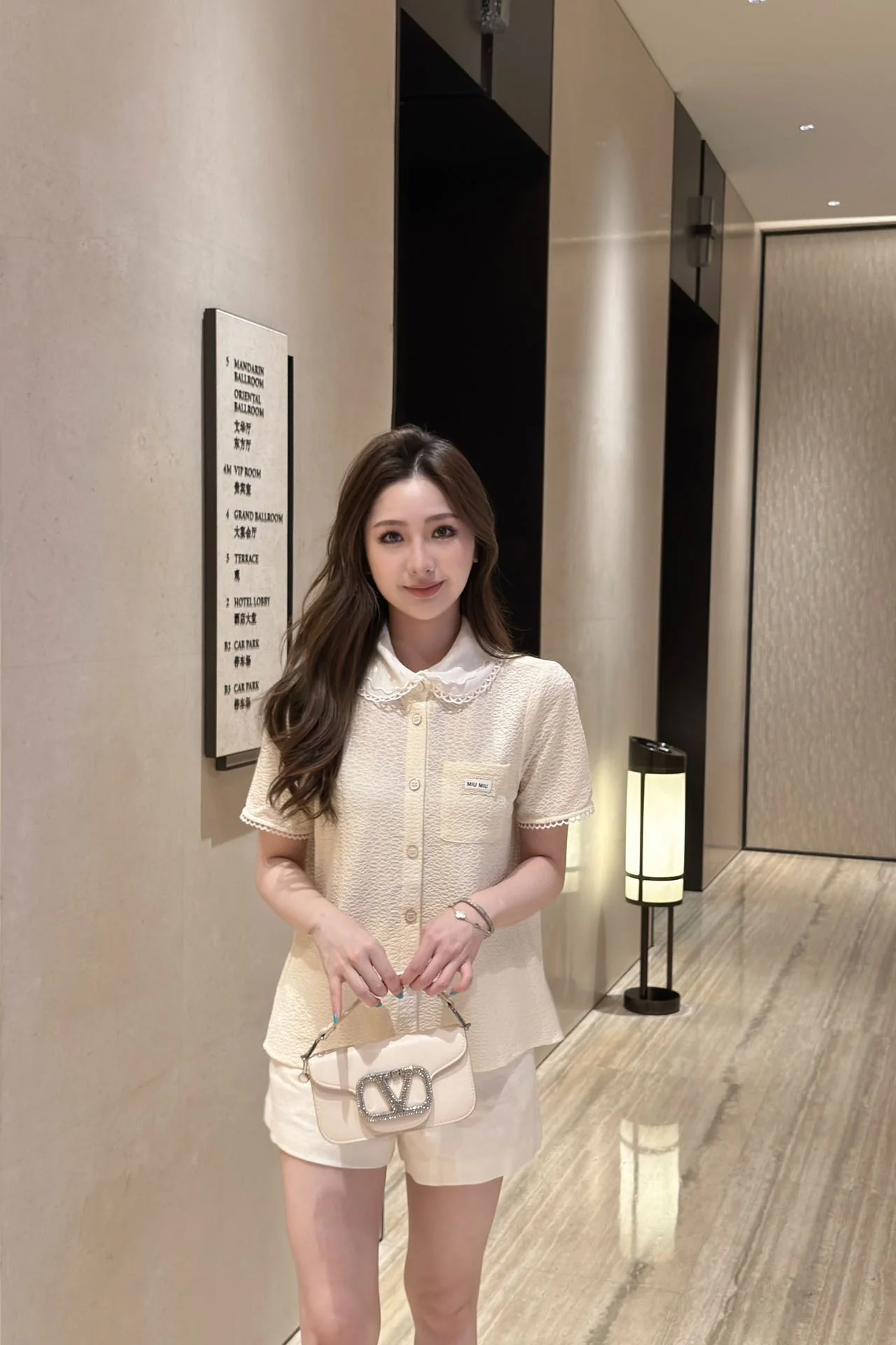 미우미우 레이스 카라 여성 반팔 셔츠 상세 이미지 7