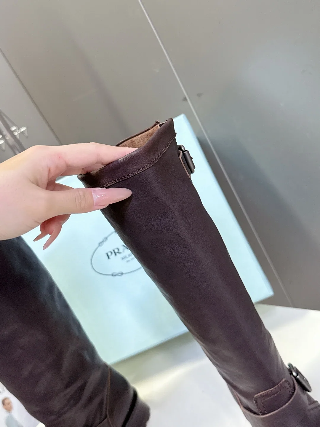 프라다 더블 버클 모터사이드 부츠 상세 이미지 8