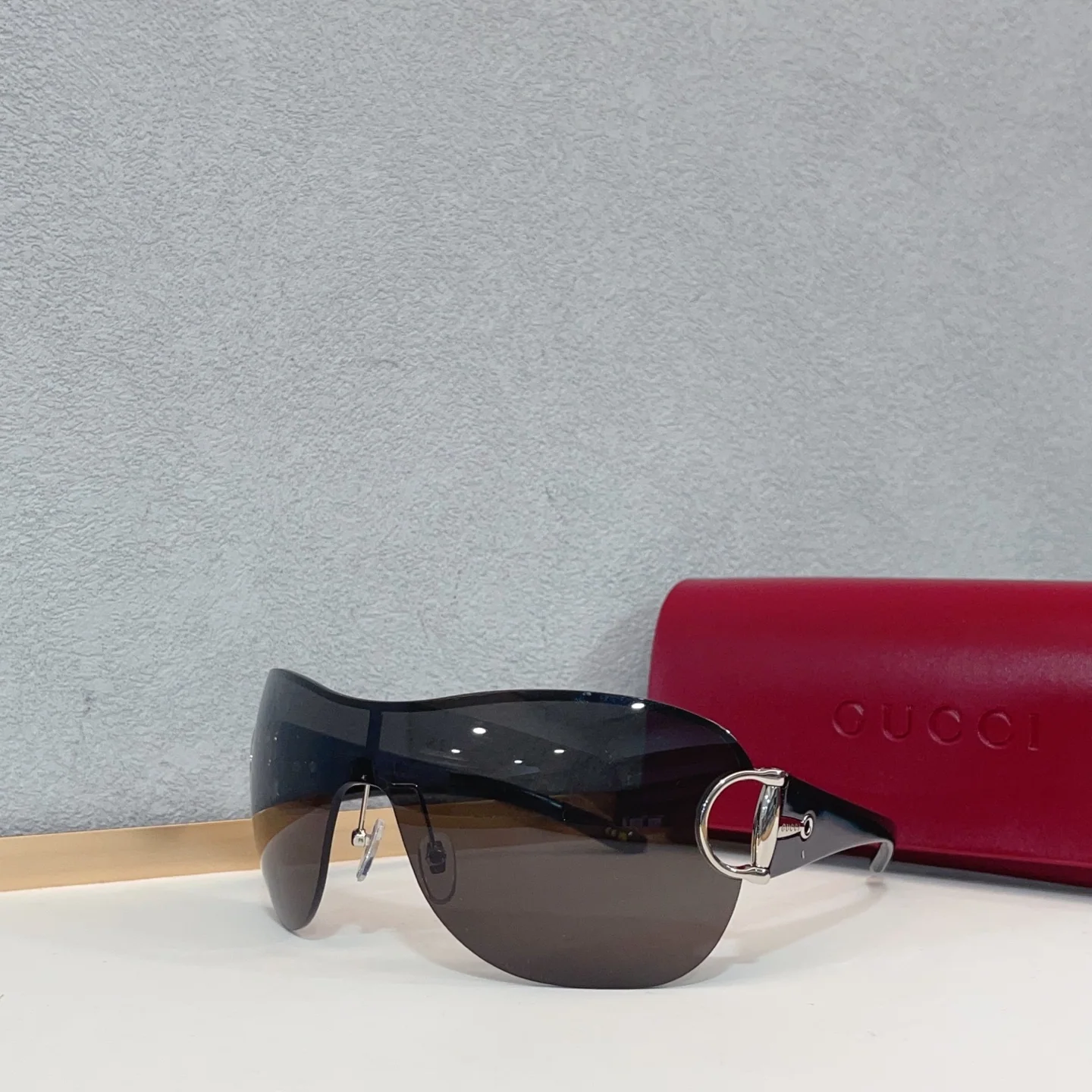 구찌 선글라스 56612 Gucci Sunglasses 상세 이미지 2