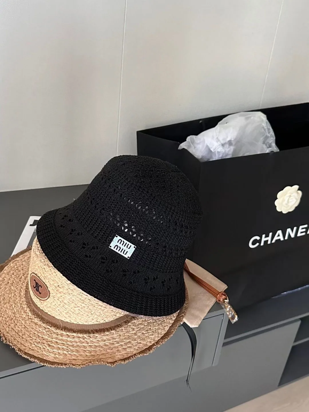 미우미우 모자 81062 Miu Miu Cap 상세 이미지 3