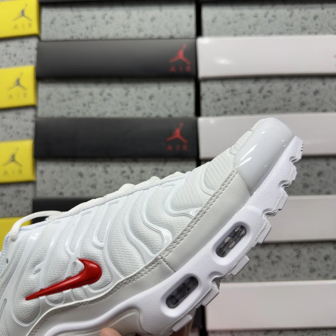 나이키 [TK] 에어 맥스 플러스 DA1472-100 201977 Nike Air Max Plus Supreme White 상세 이미지 6