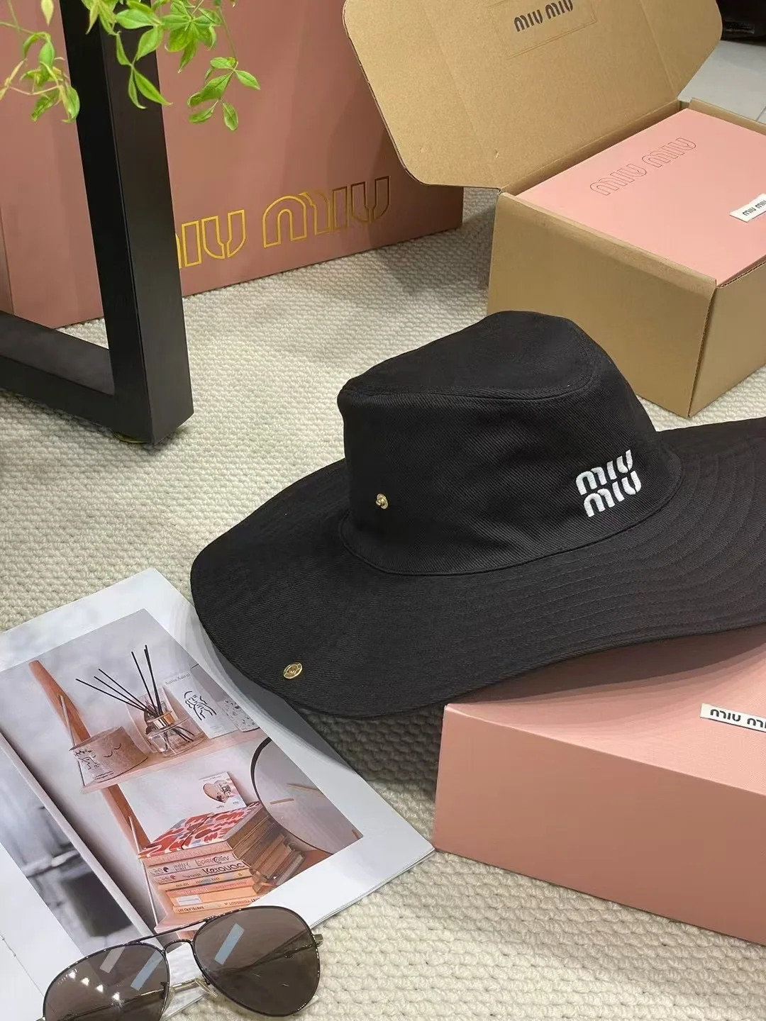 미우미우 버킷 햇 모자 상세 이미지 5