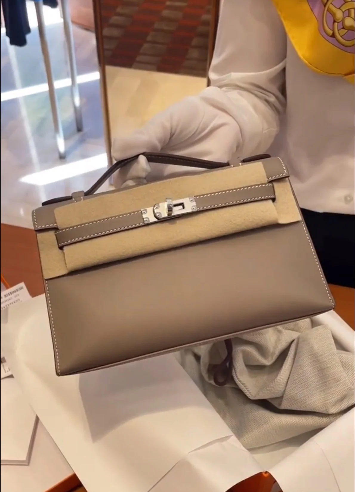 에르메스 켈리 포쉐트 가방 상세 이미지 1