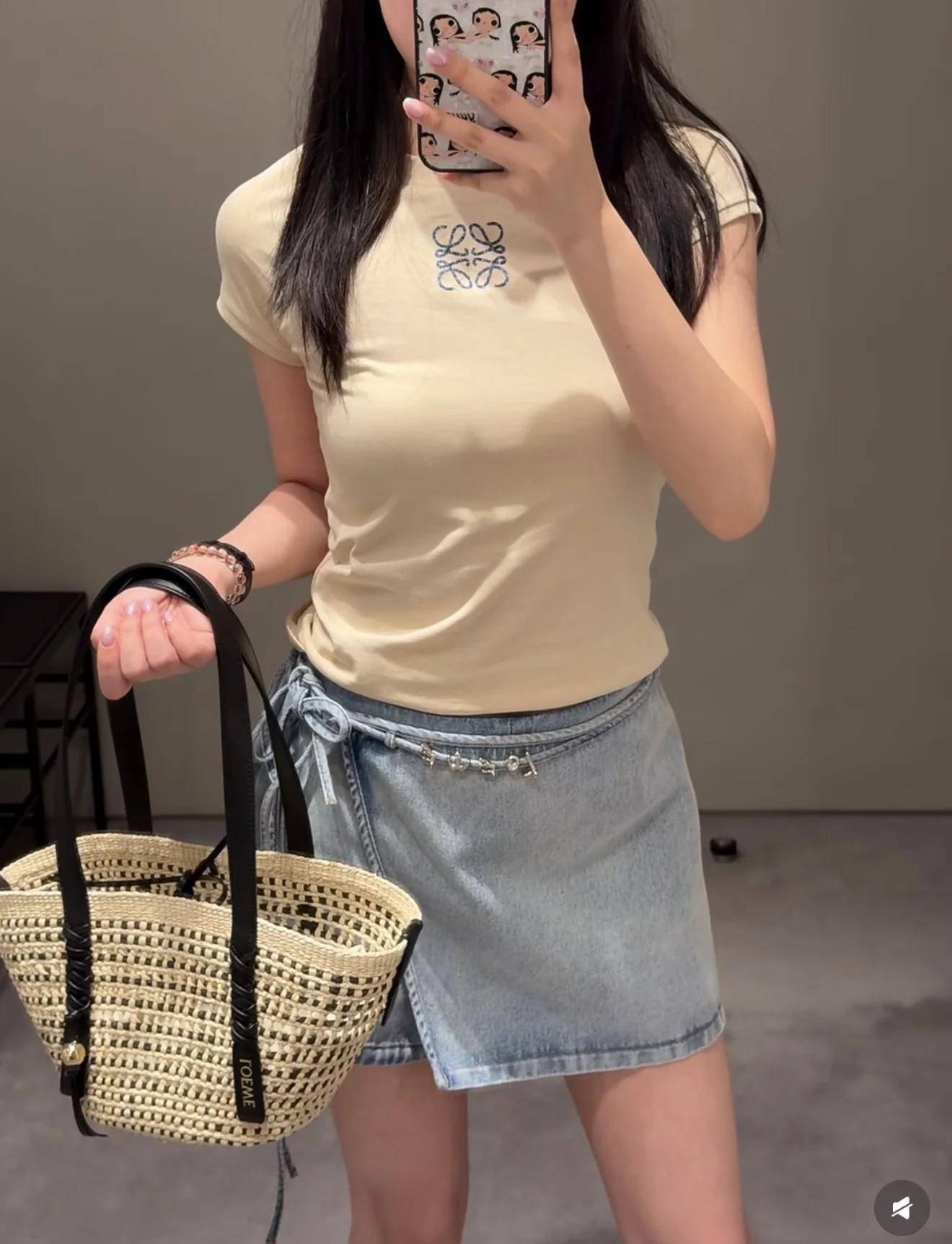 로에베 자수 로고 면 슬림핏 반팔 티셔츠 상세 이미지 4