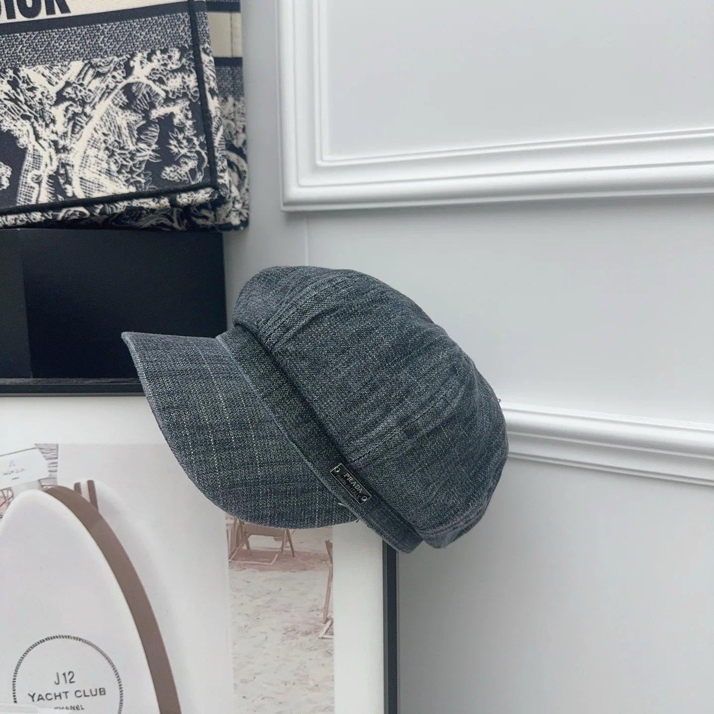 프라다 레트로 스타일 팔각 모자 데님 상세 이미지 1