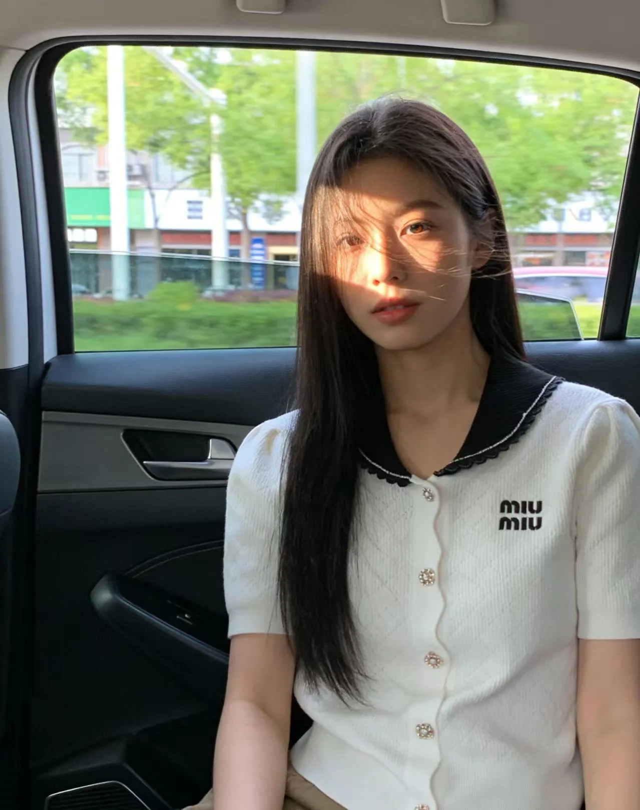 미우미우 피터팬 카라 패치워크 레이스 트림 반팔 가디건 상세 이미지 1