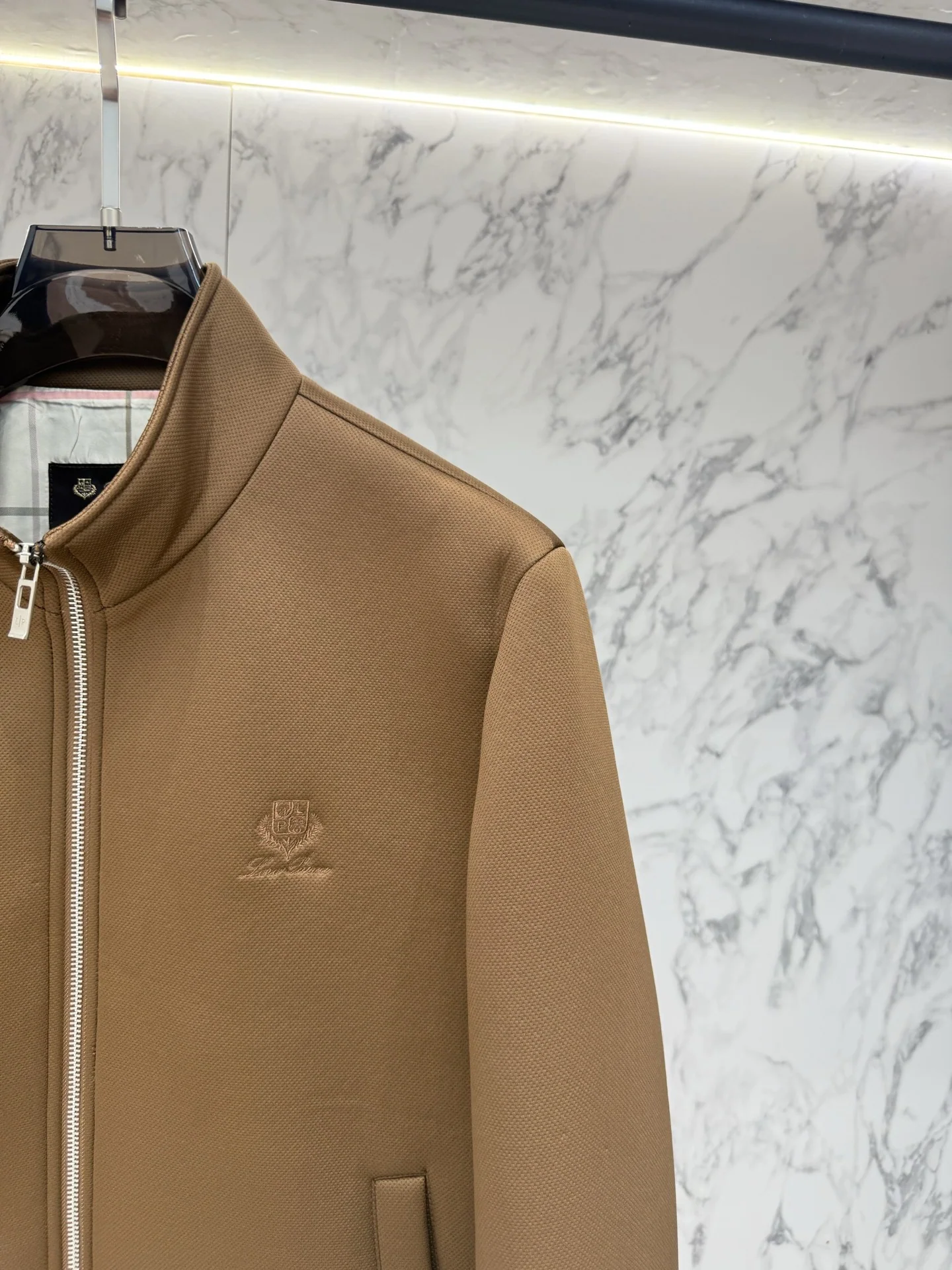 로로피아나 슬림핏 남성 자켓 상세 이미지 6