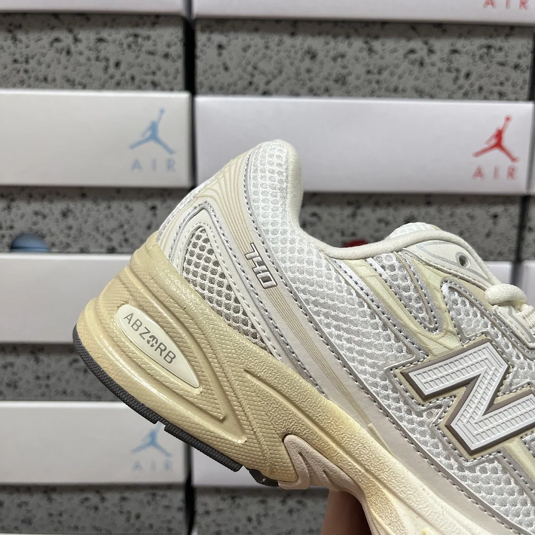 뉴발란스 [XY] 740v2 U740PR2 202072 New Balance 740v2 White Marsh Green 상세 이미지 9