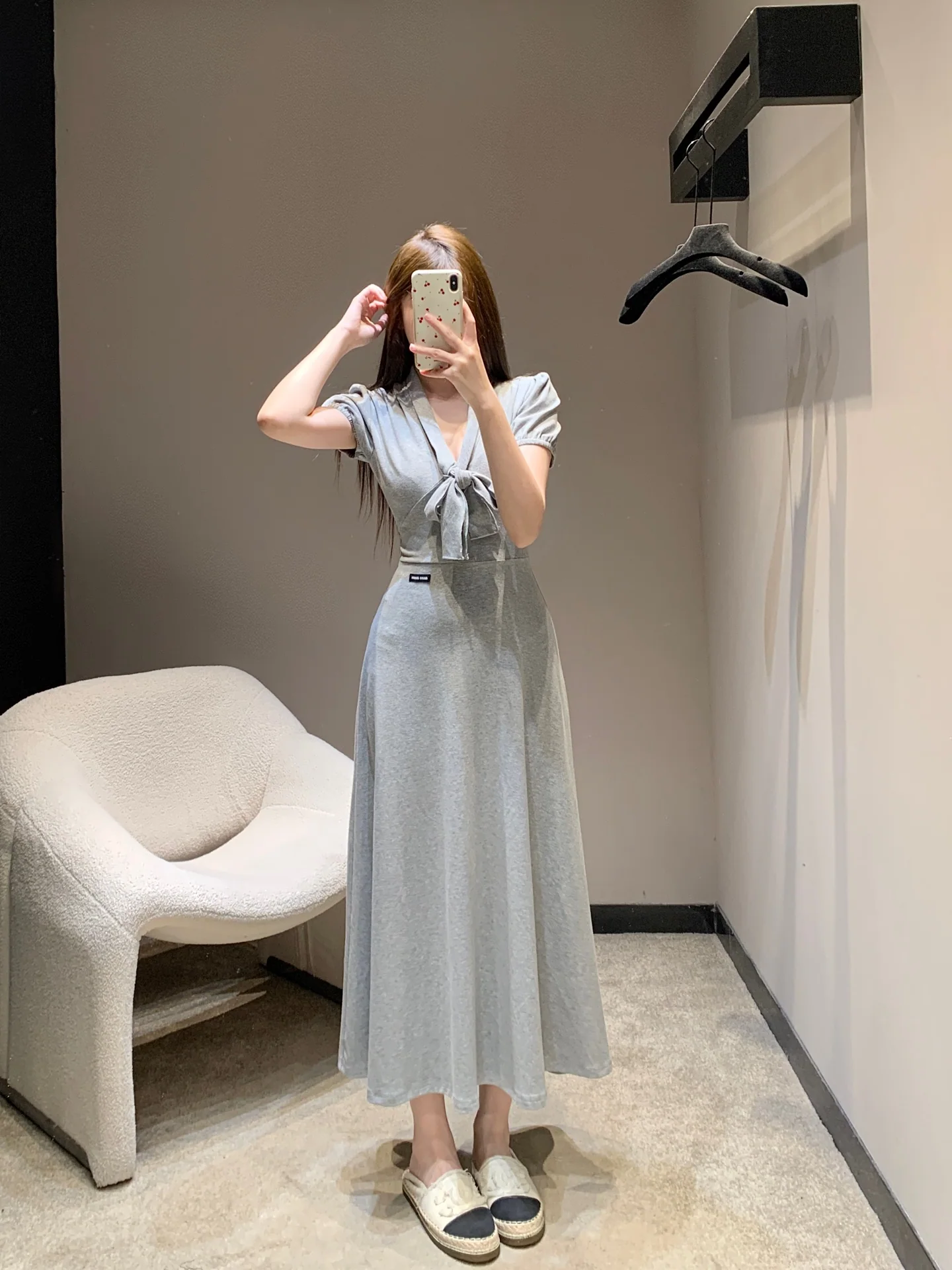 미우미우 보우타이 그레이 코튼 원피스 26 SS 상세 이미지 4