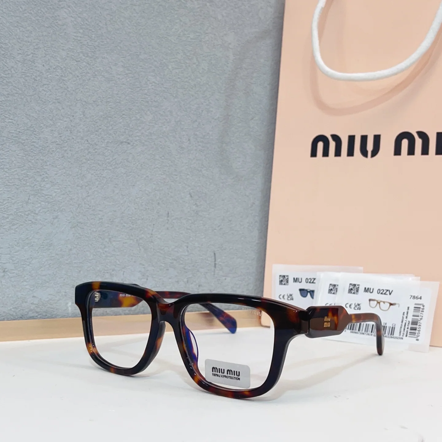 미우미우 MU 02 ZV 선글라스 상세 이미지 4