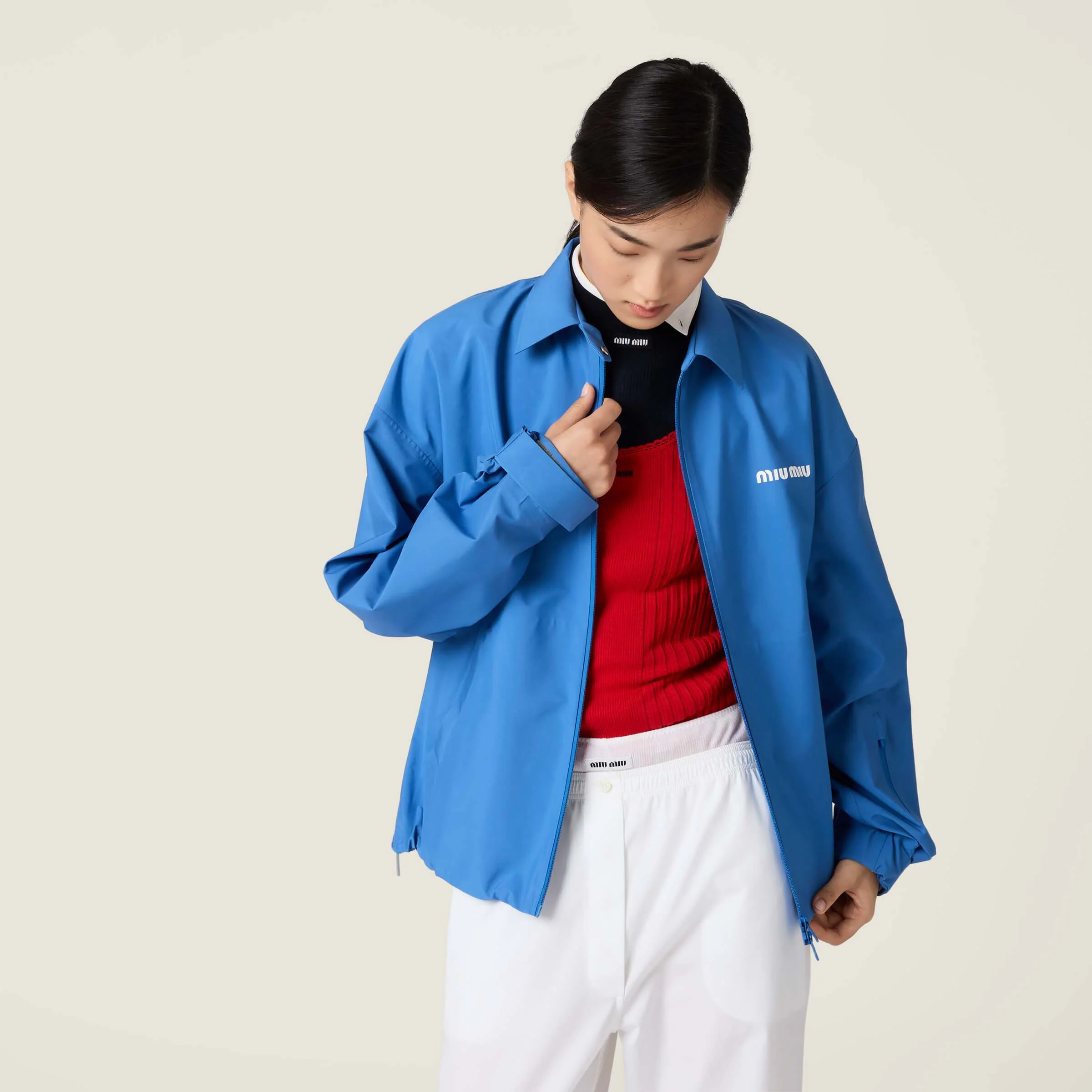미우미우 컬러 블록 레터링 여성 자켓 상세 이미지 2