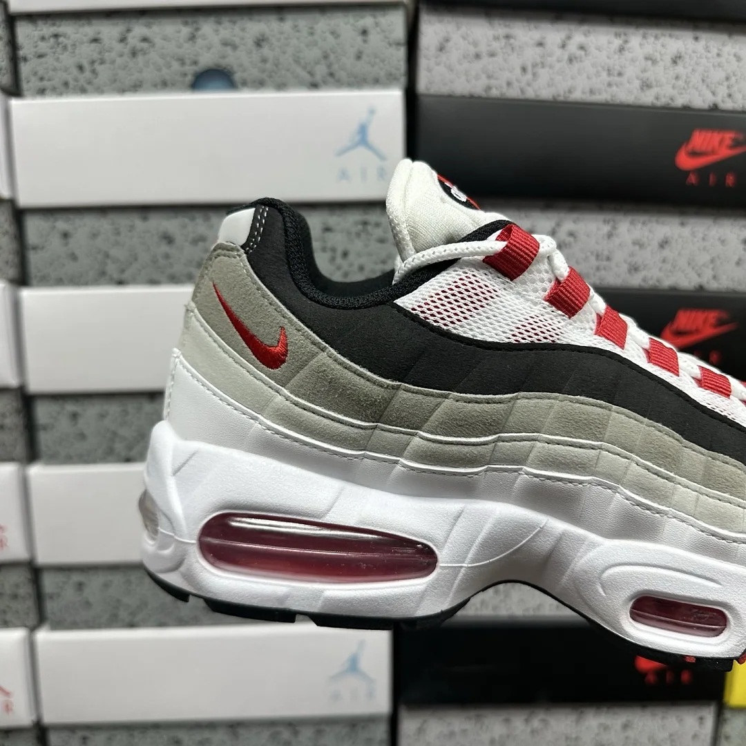 나이키 [KZ2.0] 에어 맥스 95 OG IB7862-100 201720 Nike Air Max 95 OG Big Bubble Comet 상세 이미지 5