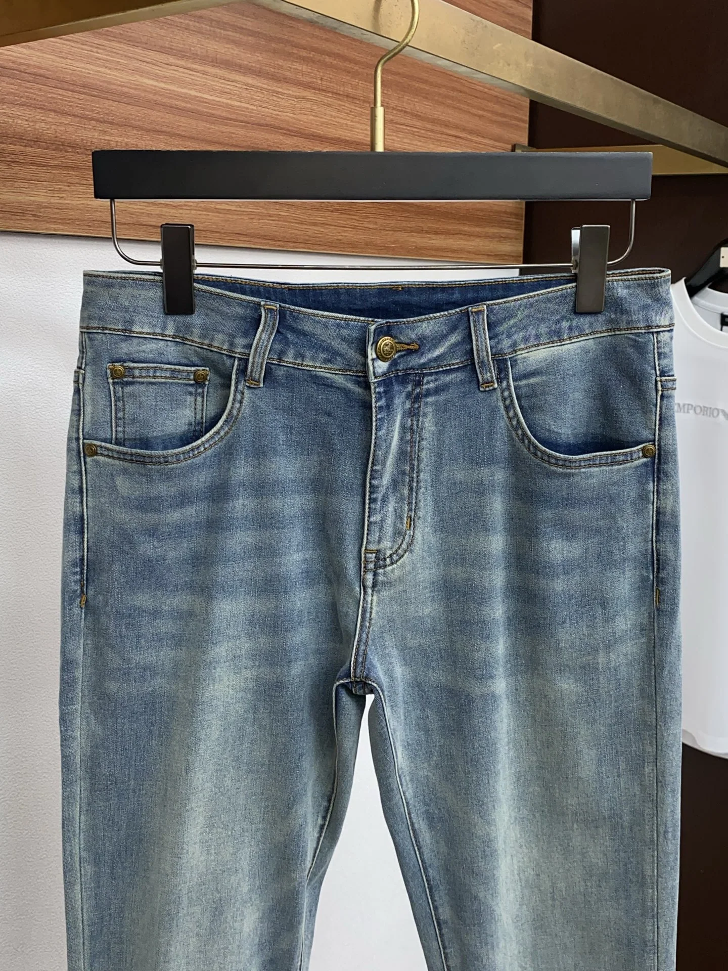 프라다 데님 남성 바지 상세 이미지 3