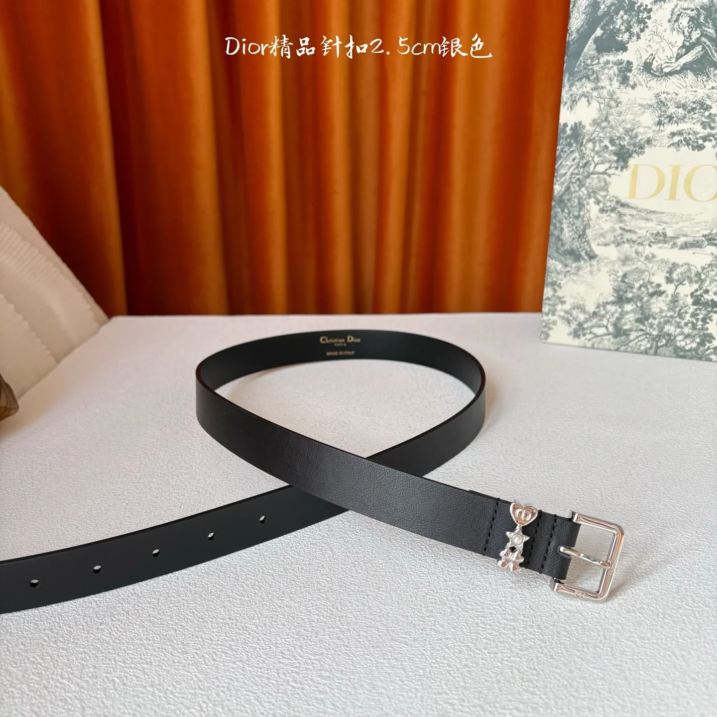 디올 카프스킨 골드 CD 버클 벨트 상세 이미지 3