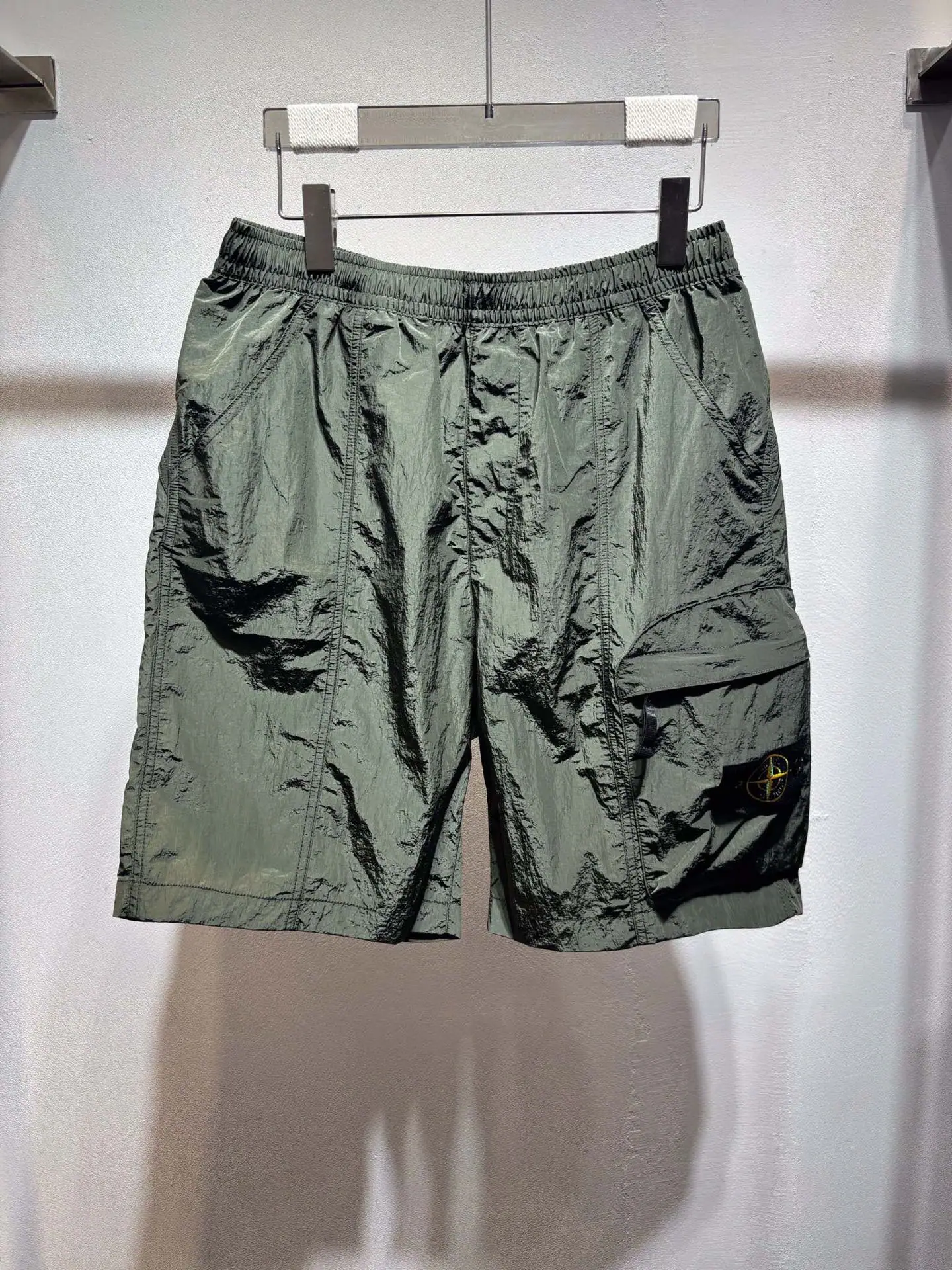 스톤아일랜드 남성 반바지 51039 Stone Island Shorts 상세 이미지 1