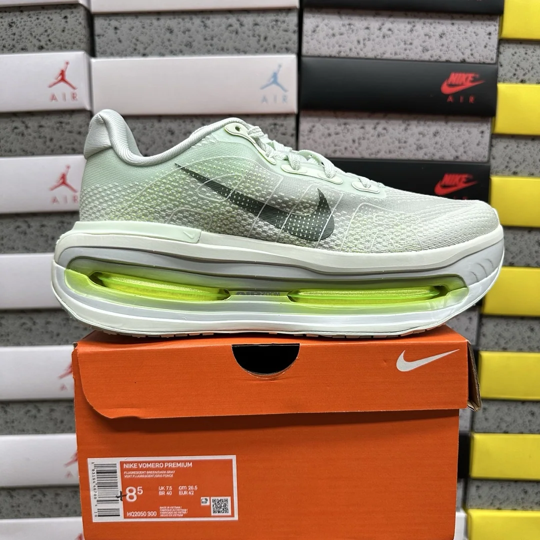 나이키 [M] 보메로 프리미엄 HQ2050-300 201657 Nike Vomero Premium Barely Volt