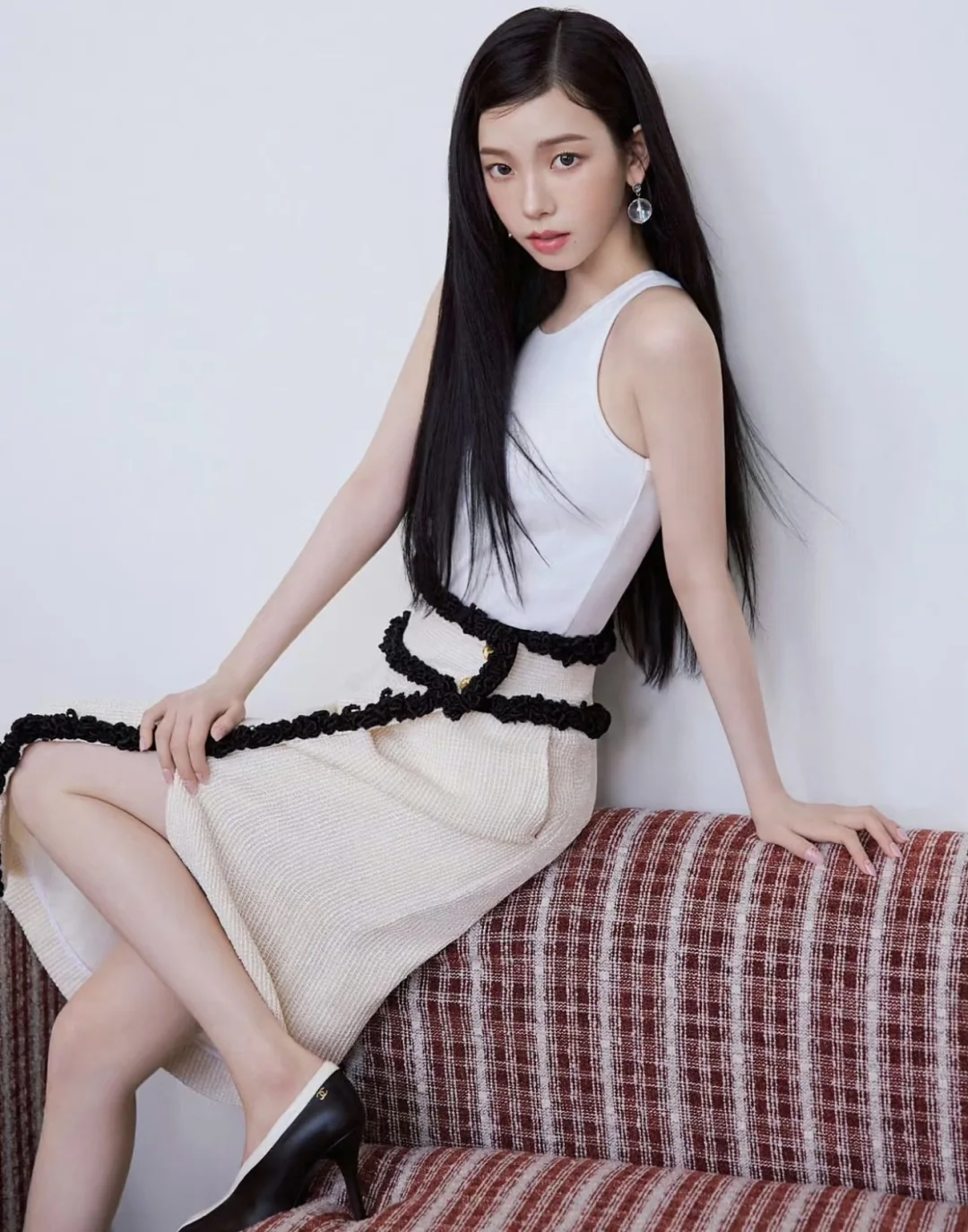 샤넬 실버 코인 펜던트 크리스탈 볼 귀걸이 상세 이미지 2