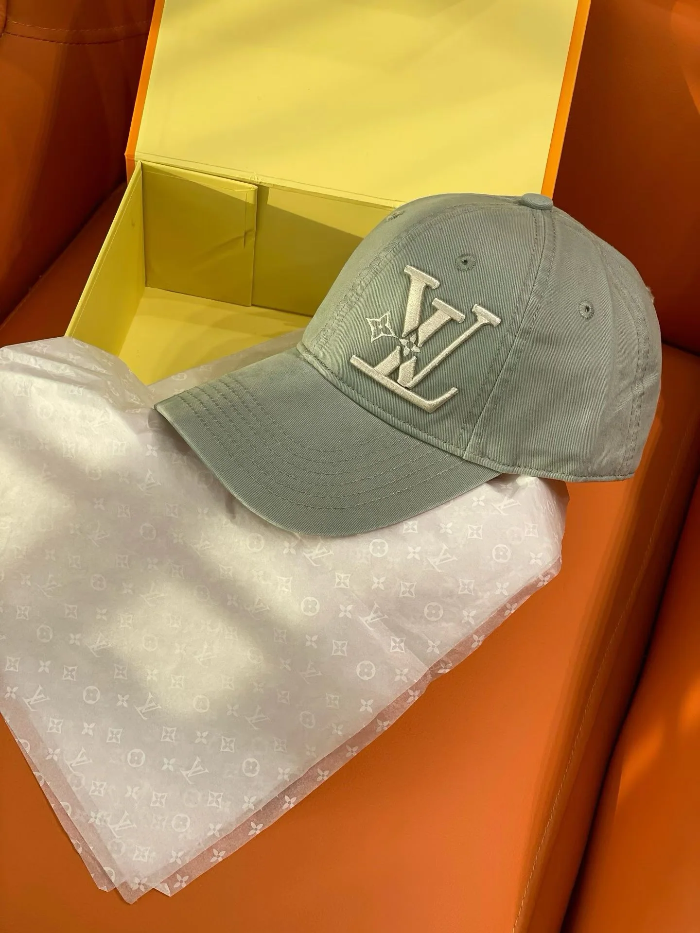 루이비통 3D 자수 LV 로고 야구모자 상세 이미지 6