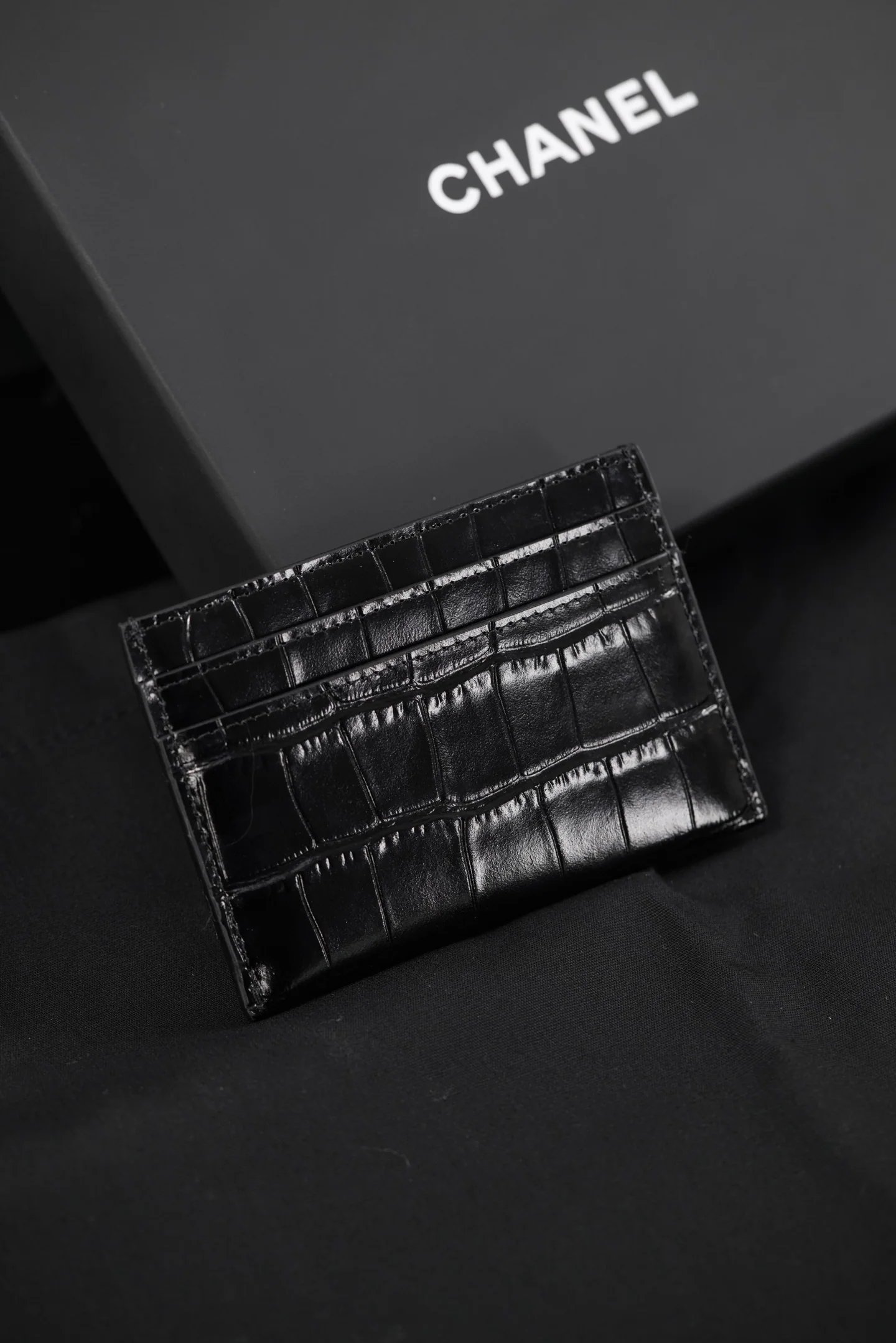 샤넬 클래식 크로커다일 패턴 카드홀더 지갑 상세 이미지 7