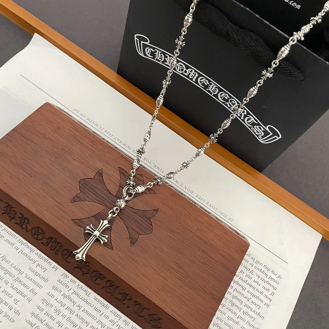 크롬하츠 크로스 펜던트 목걸이 상세 이미지 2
