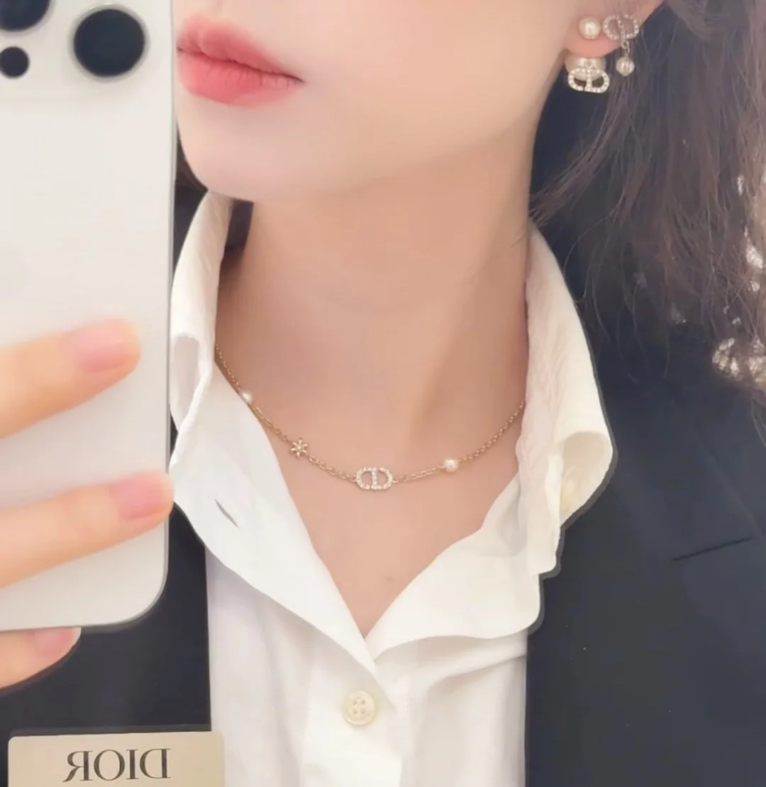 디올 블루레이 장식 목걸이 상세 이미지 10