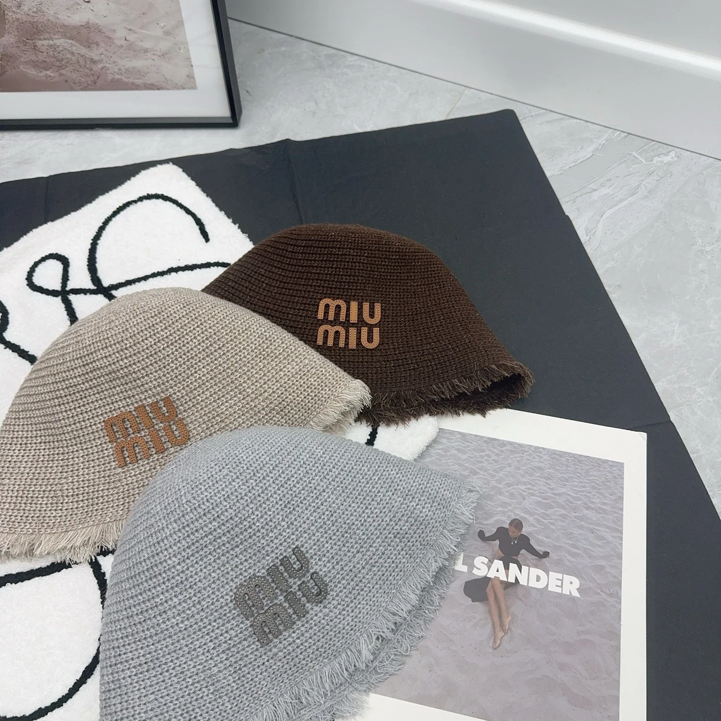 미우미우 모자 80915 Miu Miu Cap 상세 이미지 8