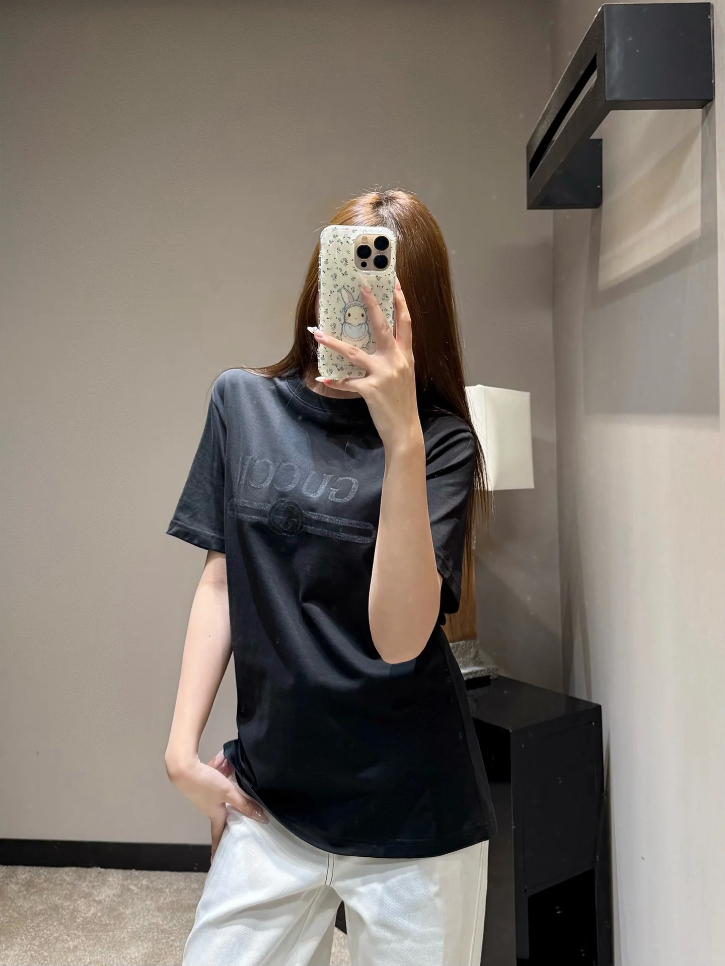 구찌 레터 프린트 크루넥 반팔 티셔츠 26 SS 상세 이미지 3